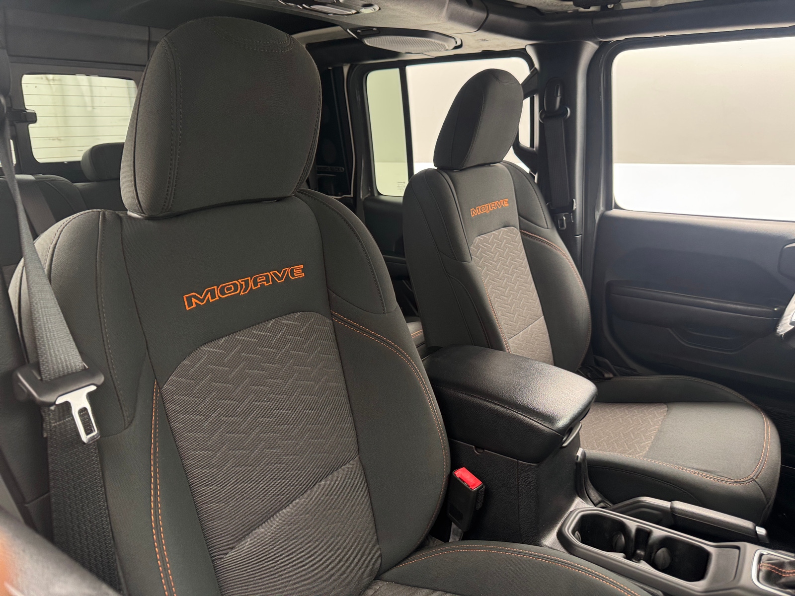 Thumbnail: 2020 Jeep Gladiator - 2