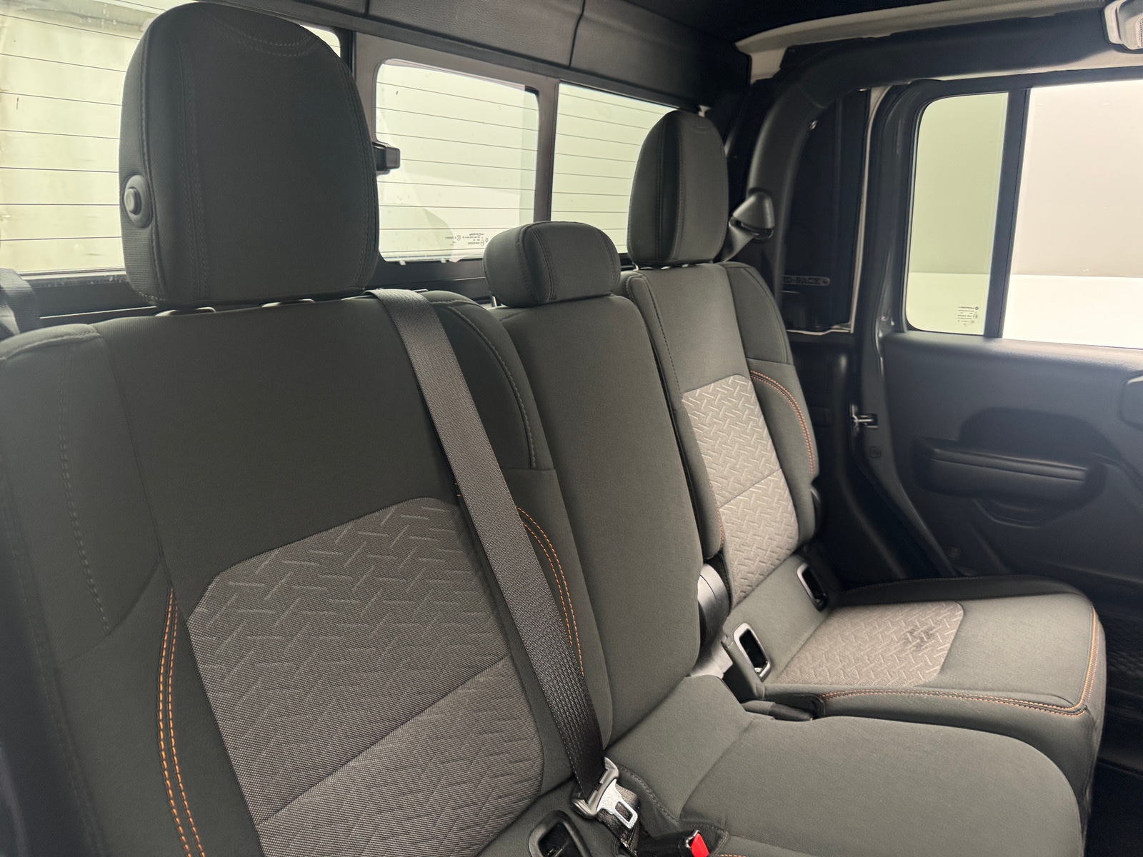Thumbnail: 2020 Jeep Gladiator - 6