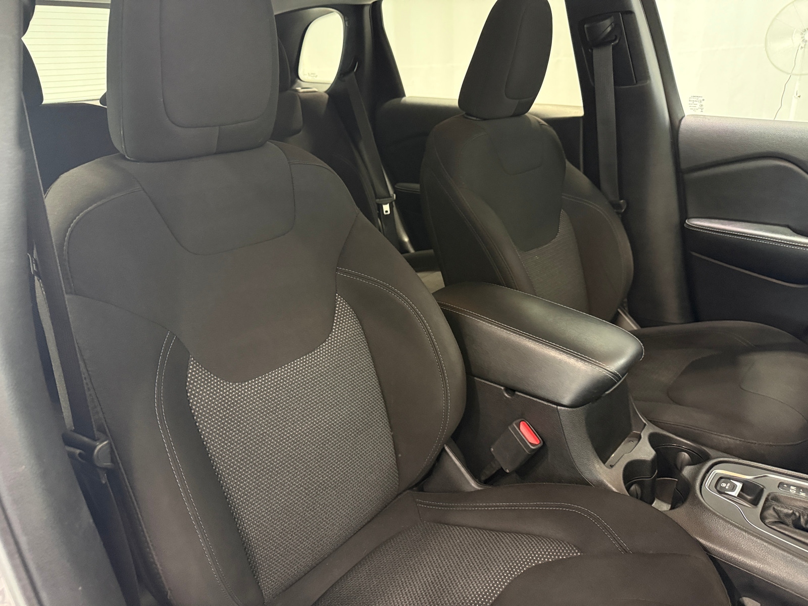 Thumbnail: 2019 Jeep Cherokee - 2