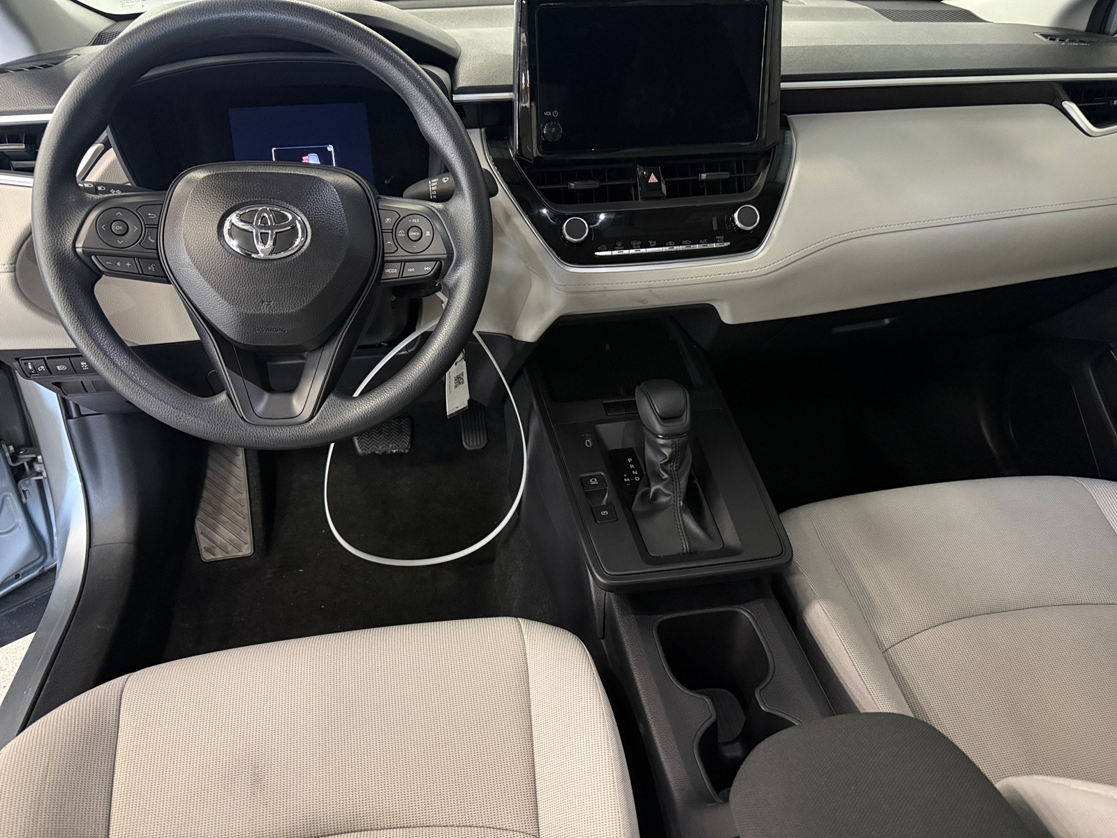 Thumbnail: 2026 Toyota Corolla Cross - 3