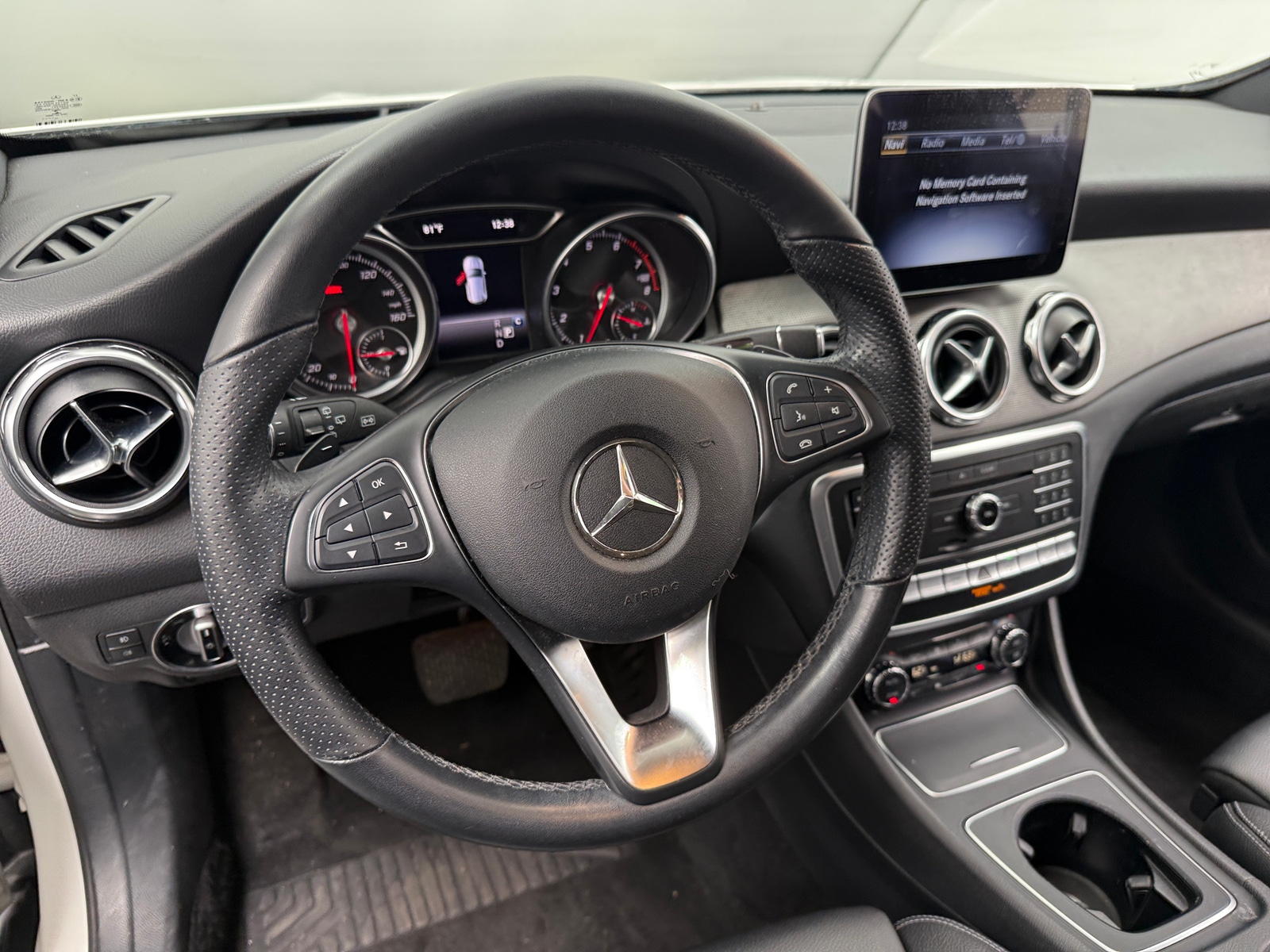 Thumbnail: 2020 Mercedes-Benz GLA - 4