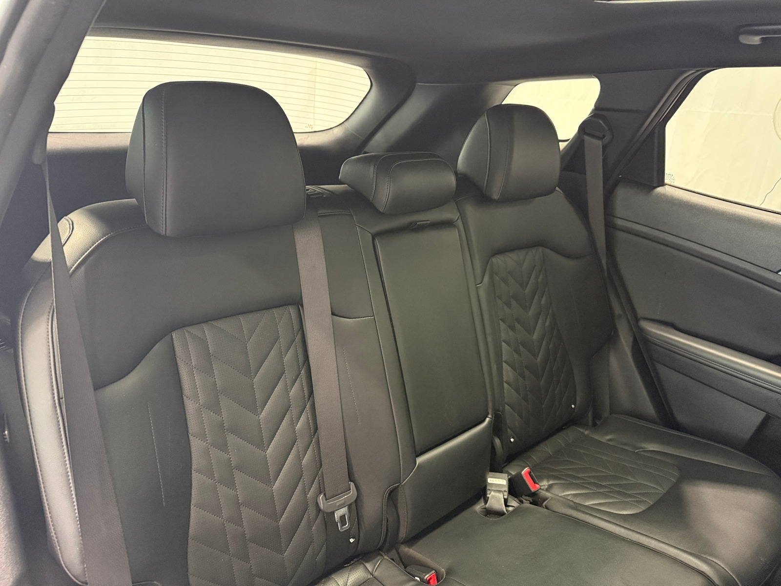 Thumbnail: 2023 Kia Sportage - 5