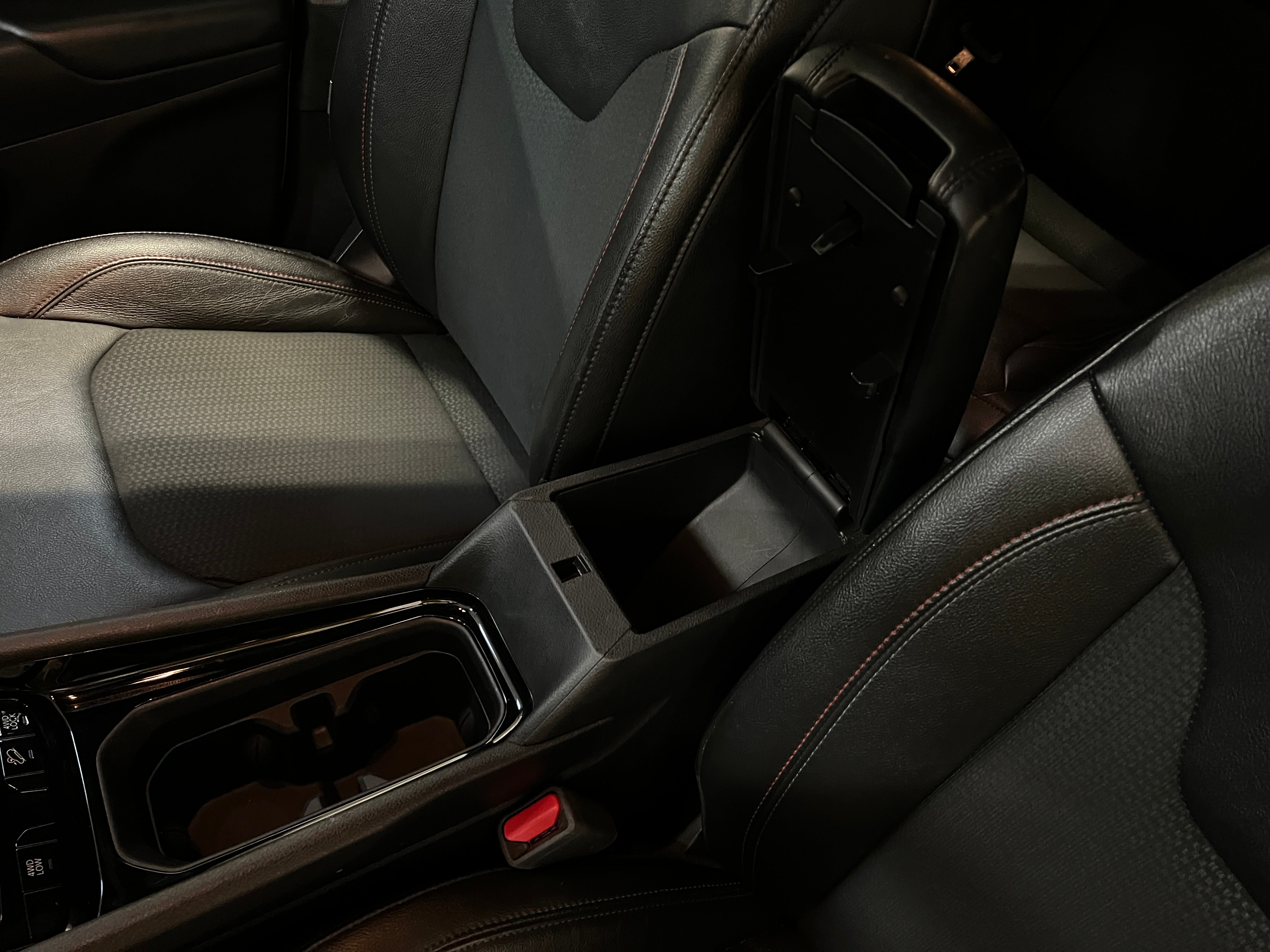 2025 Jeep Compass Trailhawk - Photo 17