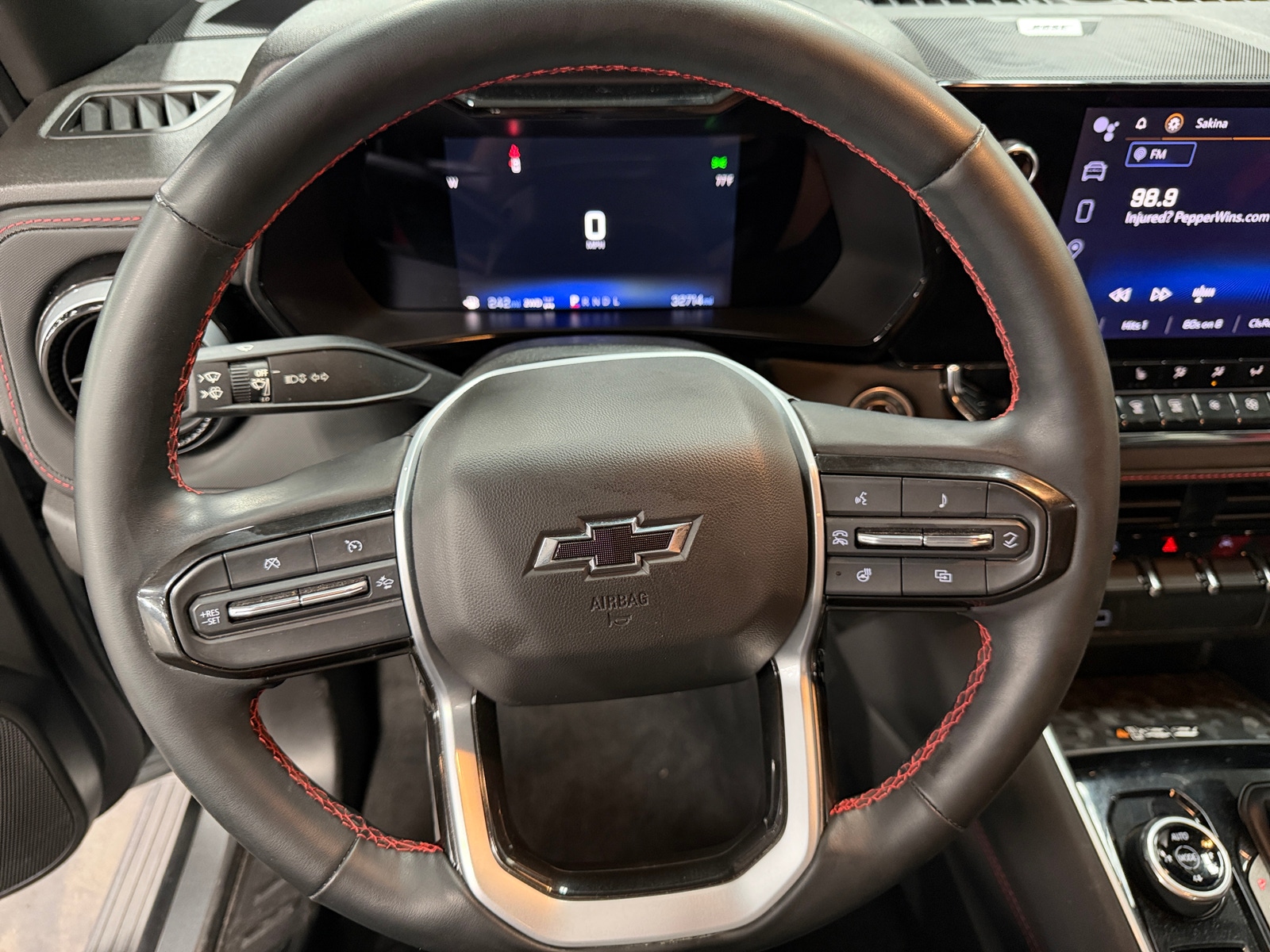 Thumbnail: 2023 Chevrolet Colorado - 4