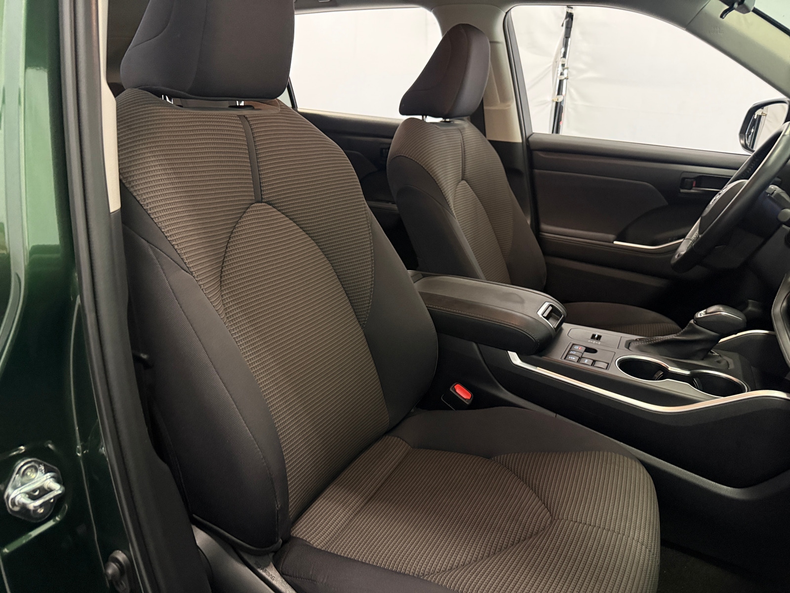 Thumbnail: 2023 Toyota Highlander - 2