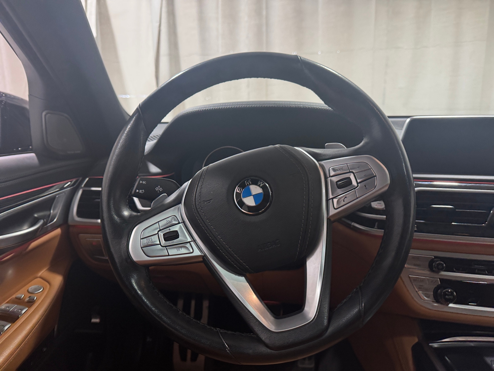 Thumbnail: 2019 BMW 7 Series - 4