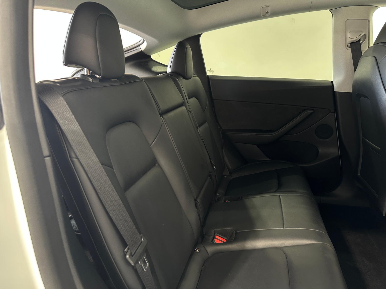 Thumbnail: 2022 Tesla Model Y - 4