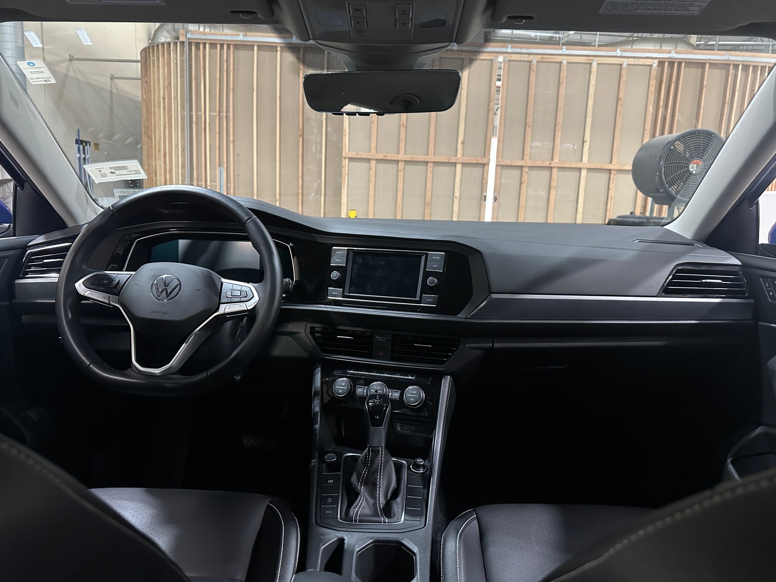 Thumbnail: 2022 Volkswagen Jetta - 2