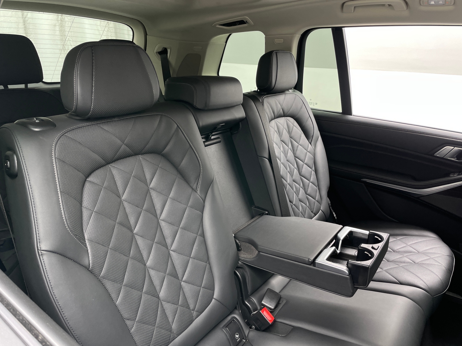 Thumbnail: 2025 BMW X7 - 5