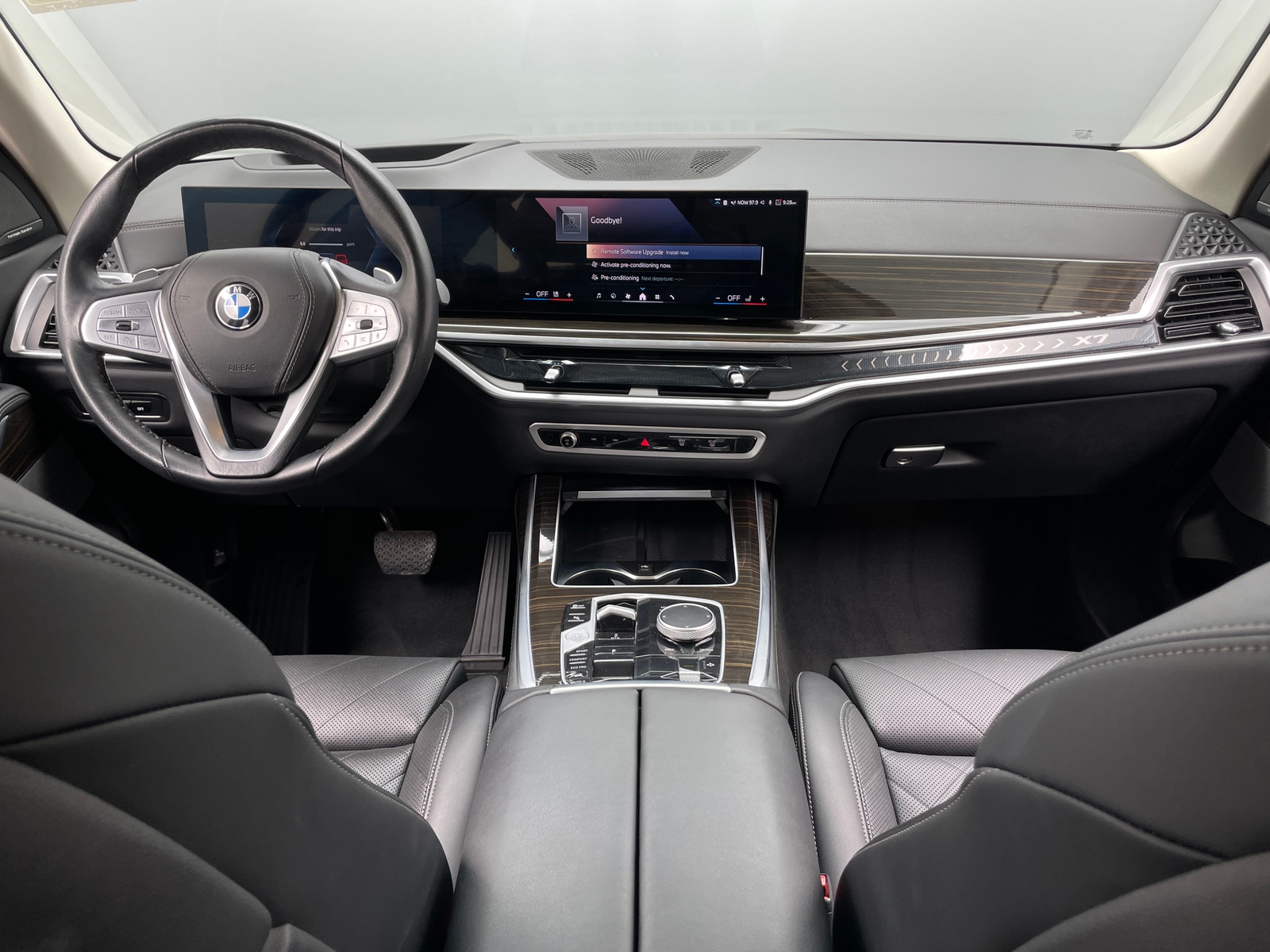 Thumbnail: 2025 BMW X7 - 2