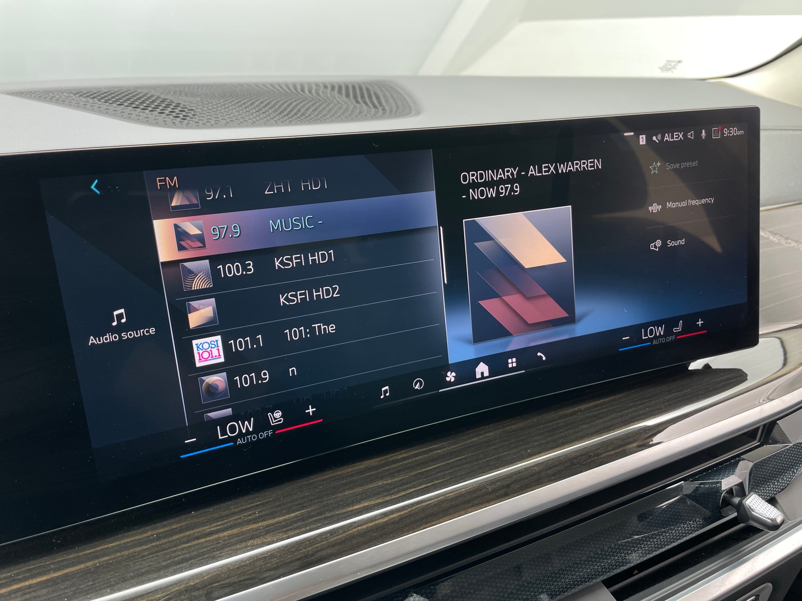 Thumbnail: 2025 BMW X7 - 3