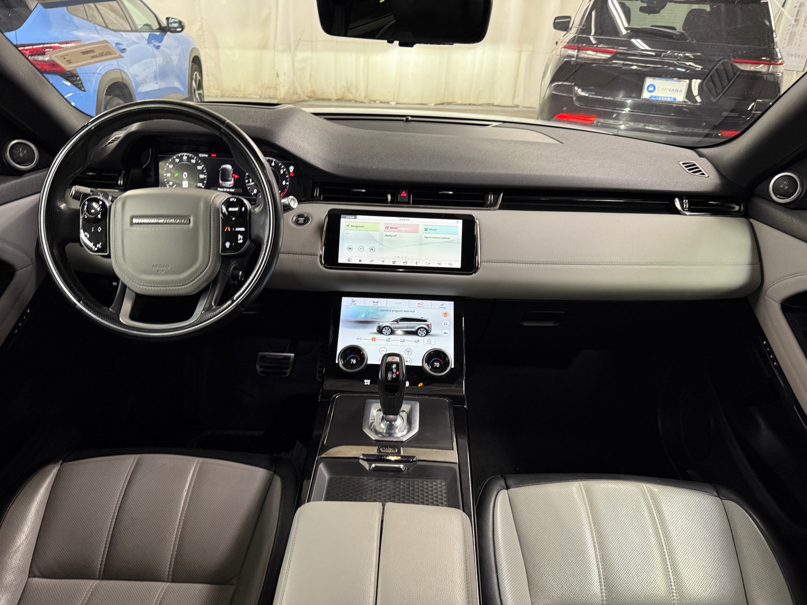 Thumbnail: 2020 Land Rover Range Rover Evoque - 2