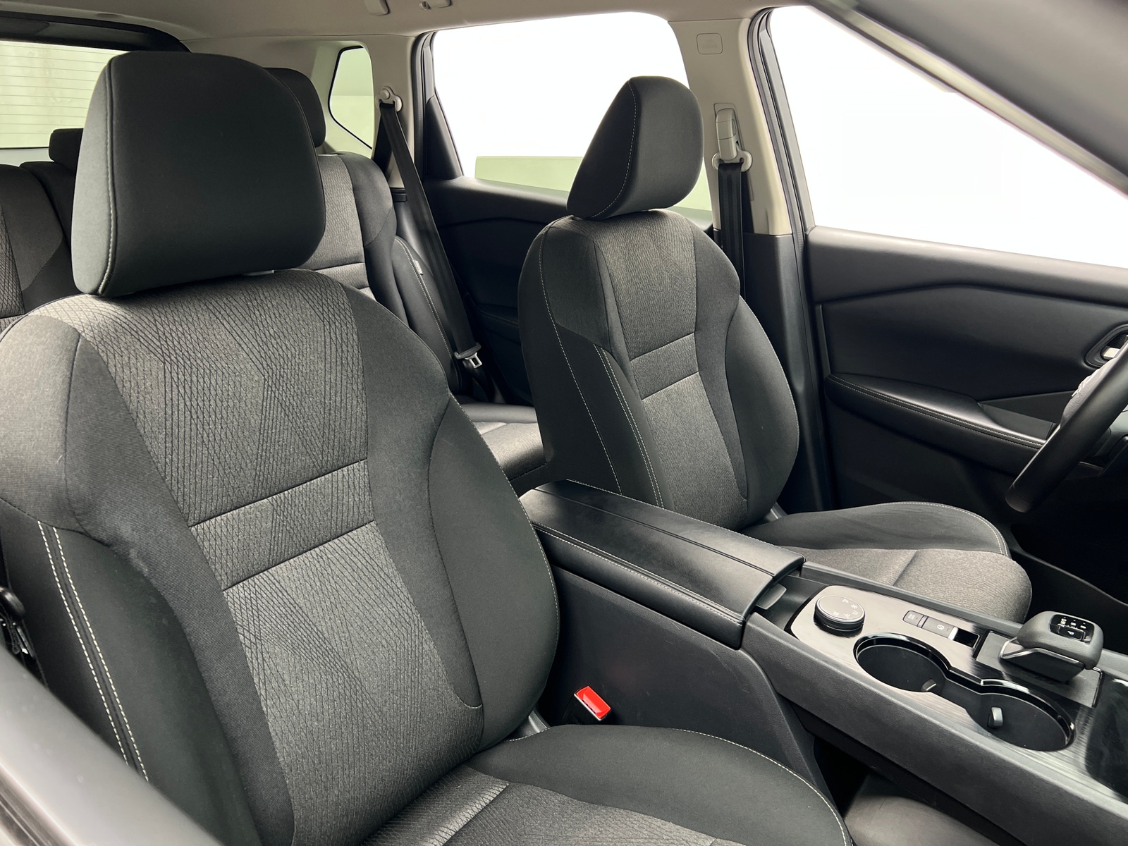 Thumbnail: 2025 Nissan Rogue - 2