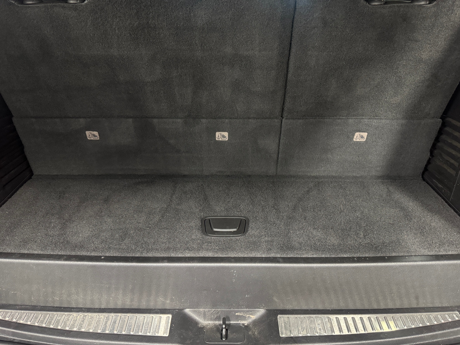 Thumbnail: 2015 Chevrolet Tahoe - 6