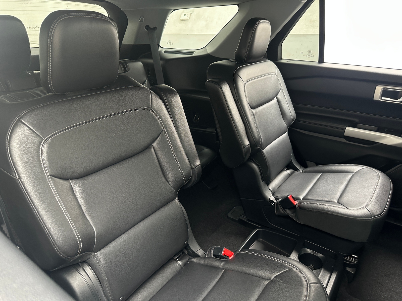 Thumbnail: 2021 Ford Explorer - 5