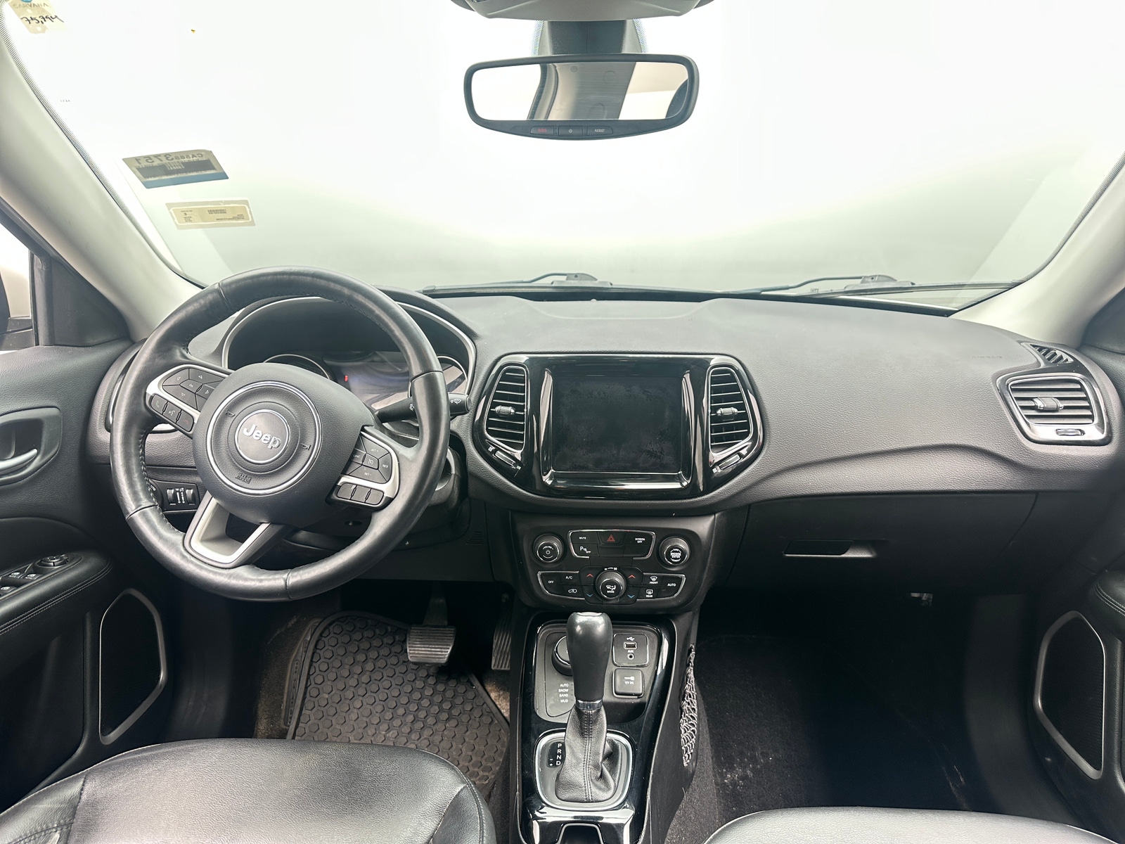 Thumbnail: 2018 Jeep Compass - 3