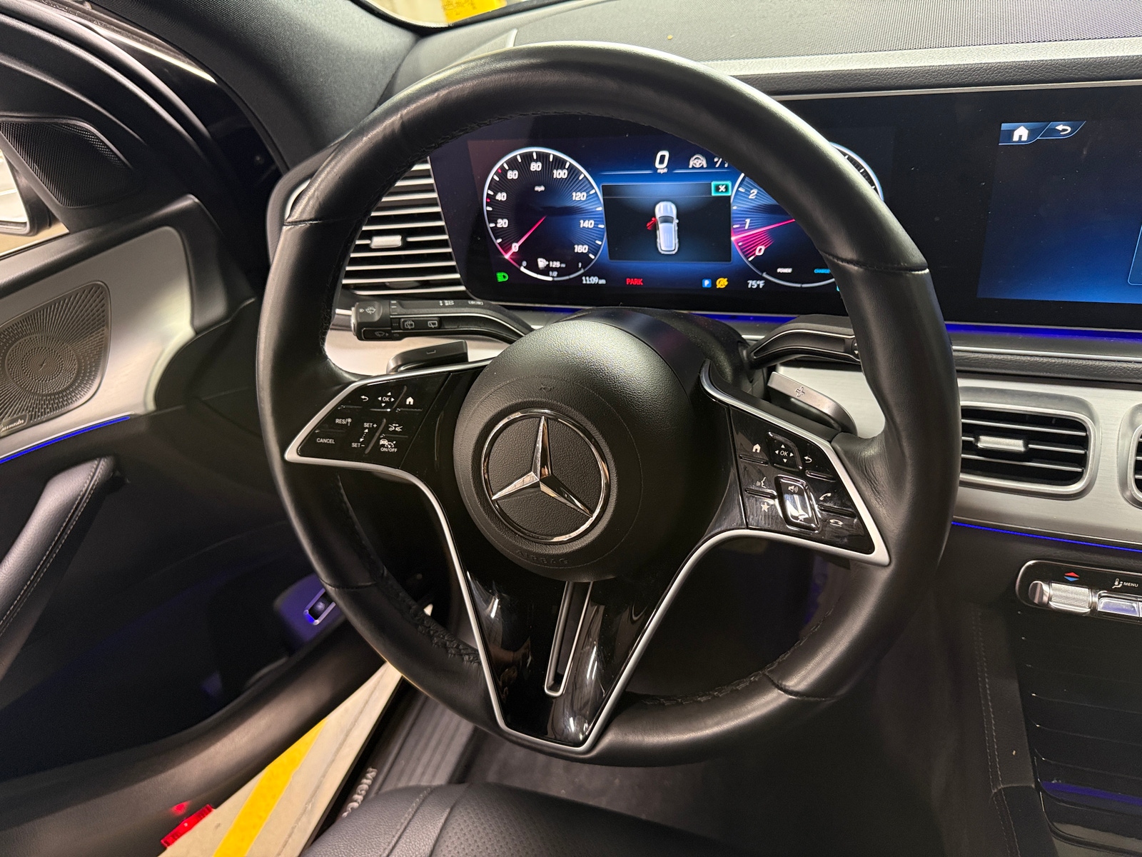 Thumbnail: 2025 Mercedes-Benz GLE - 4