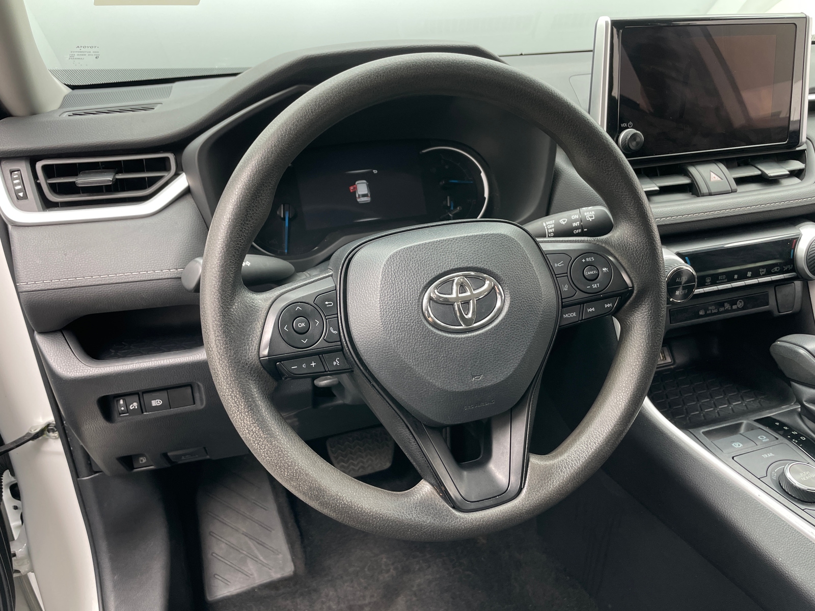 Thumbnail: 2024 Toyota RAV4 - 5