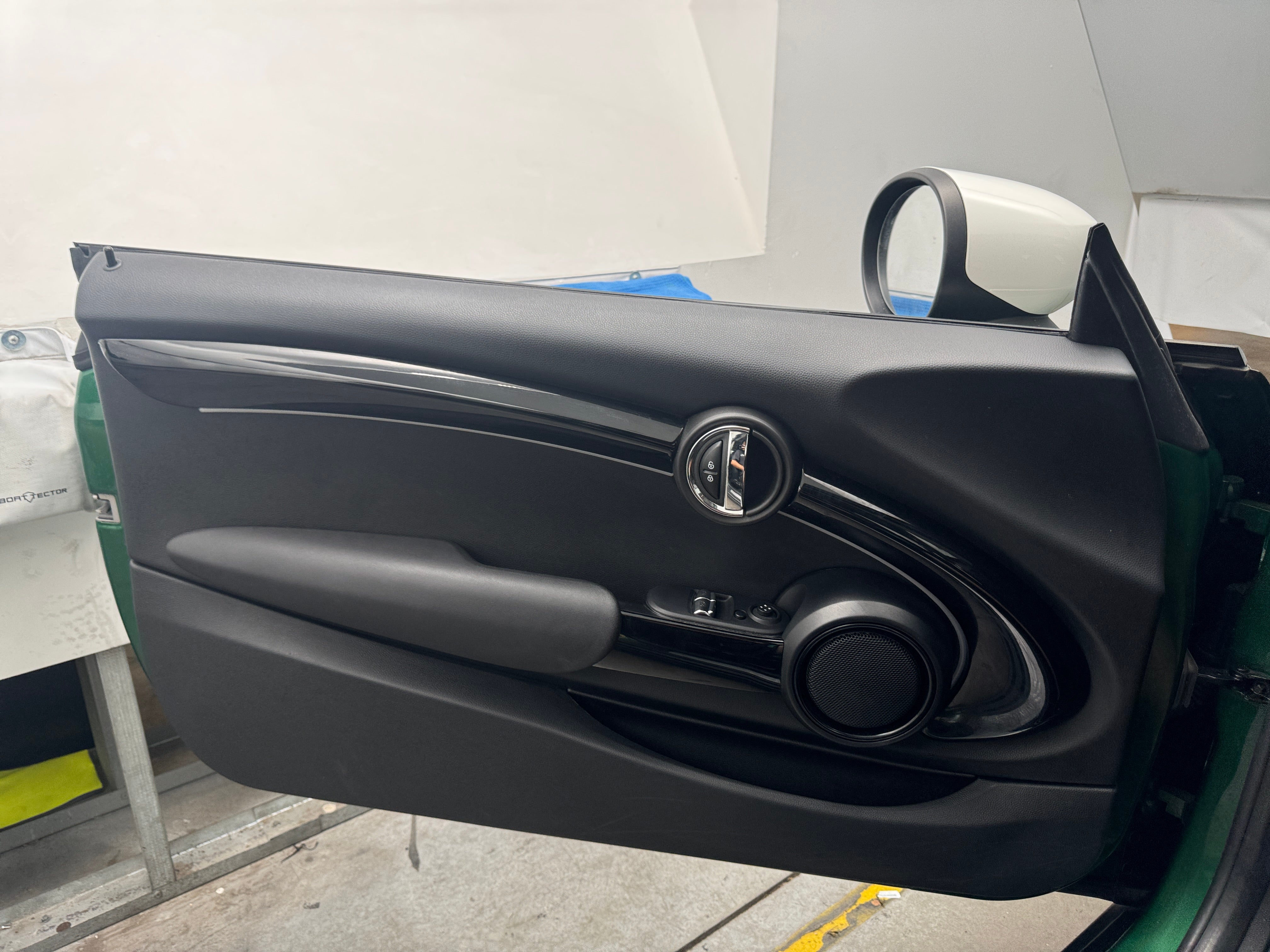 Used 2022 MINI Hardtop 2 Door SE with VIN WMW13DJ03N2R92449 for sale in Auburn, WA