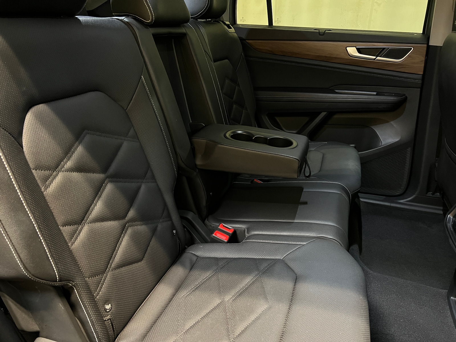 Thumbnail: 2026 Volkswagen Atlas - 6