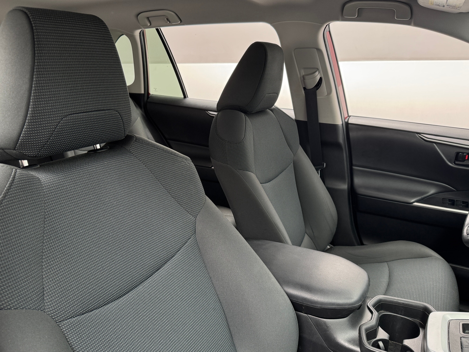 Thumbnail: 2021 Toyota RAV4 - 2