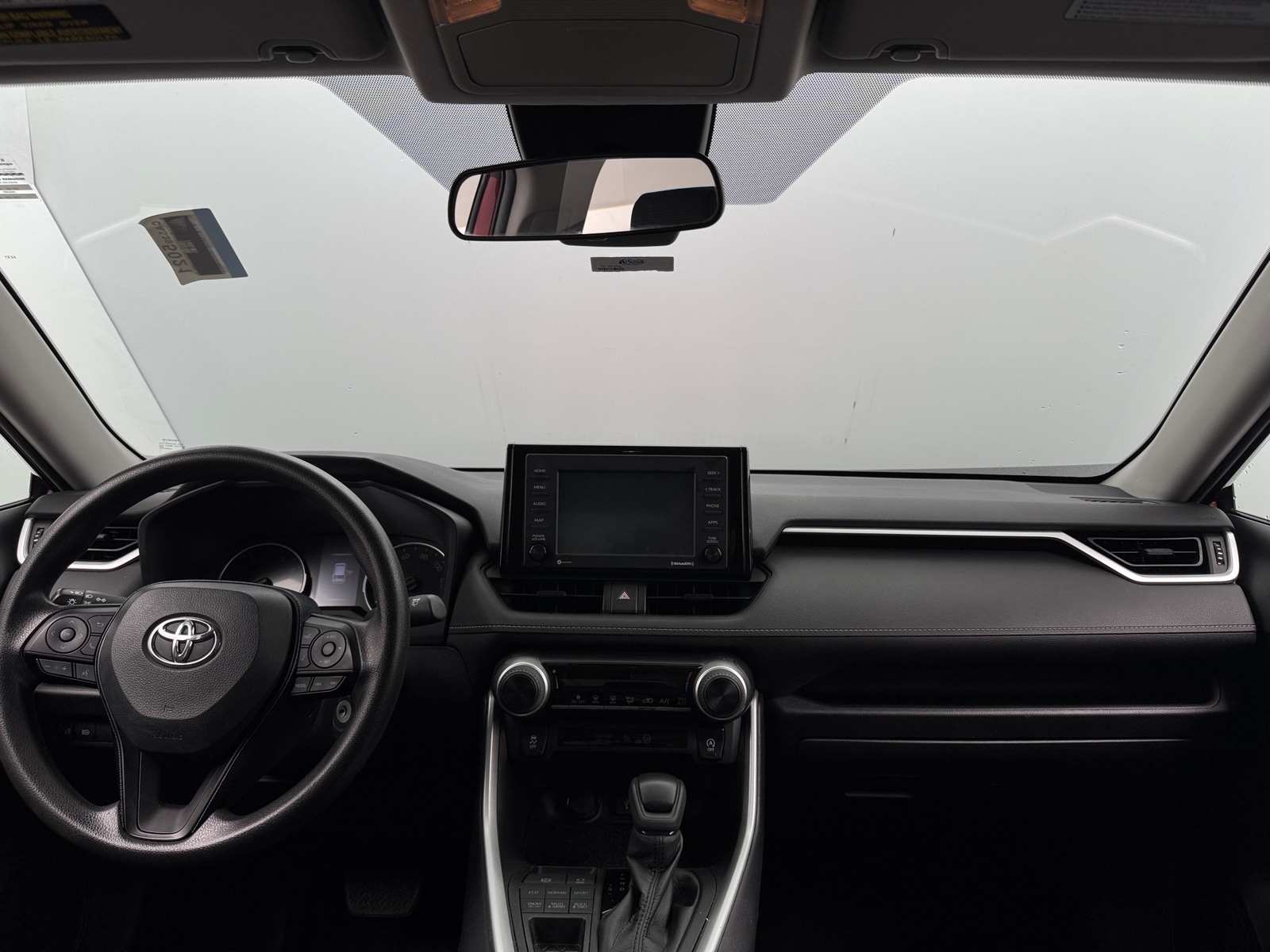 Thumbnail: 2021 Toyota RAV4 - 3