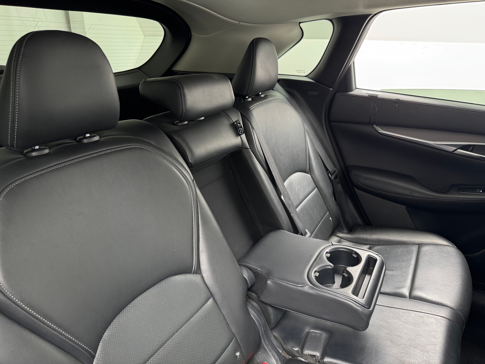 Thumbnail: 2023 INFINITI QX50 - 5