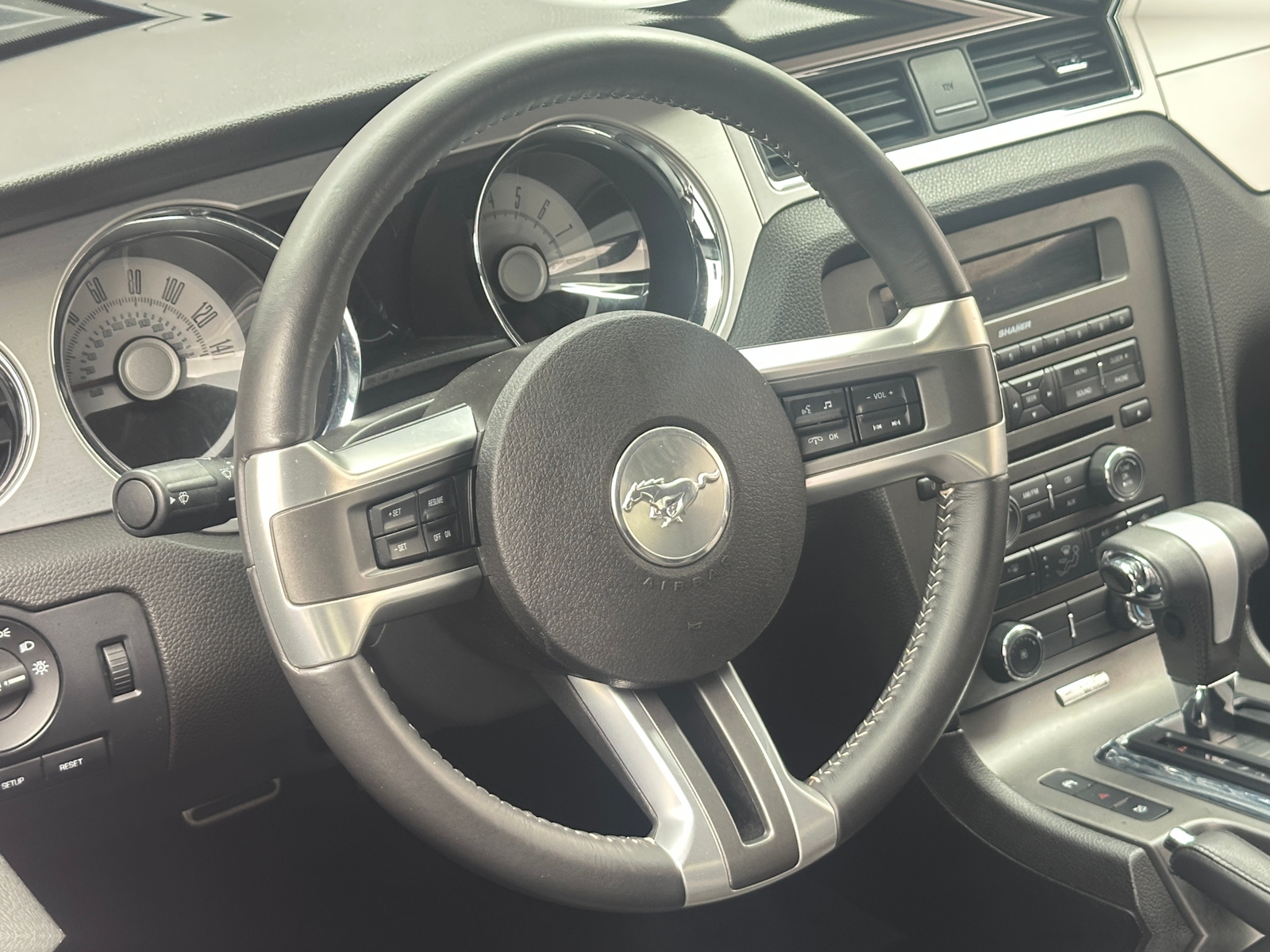 Thumbnail: 2010 Ford Mustang - 5