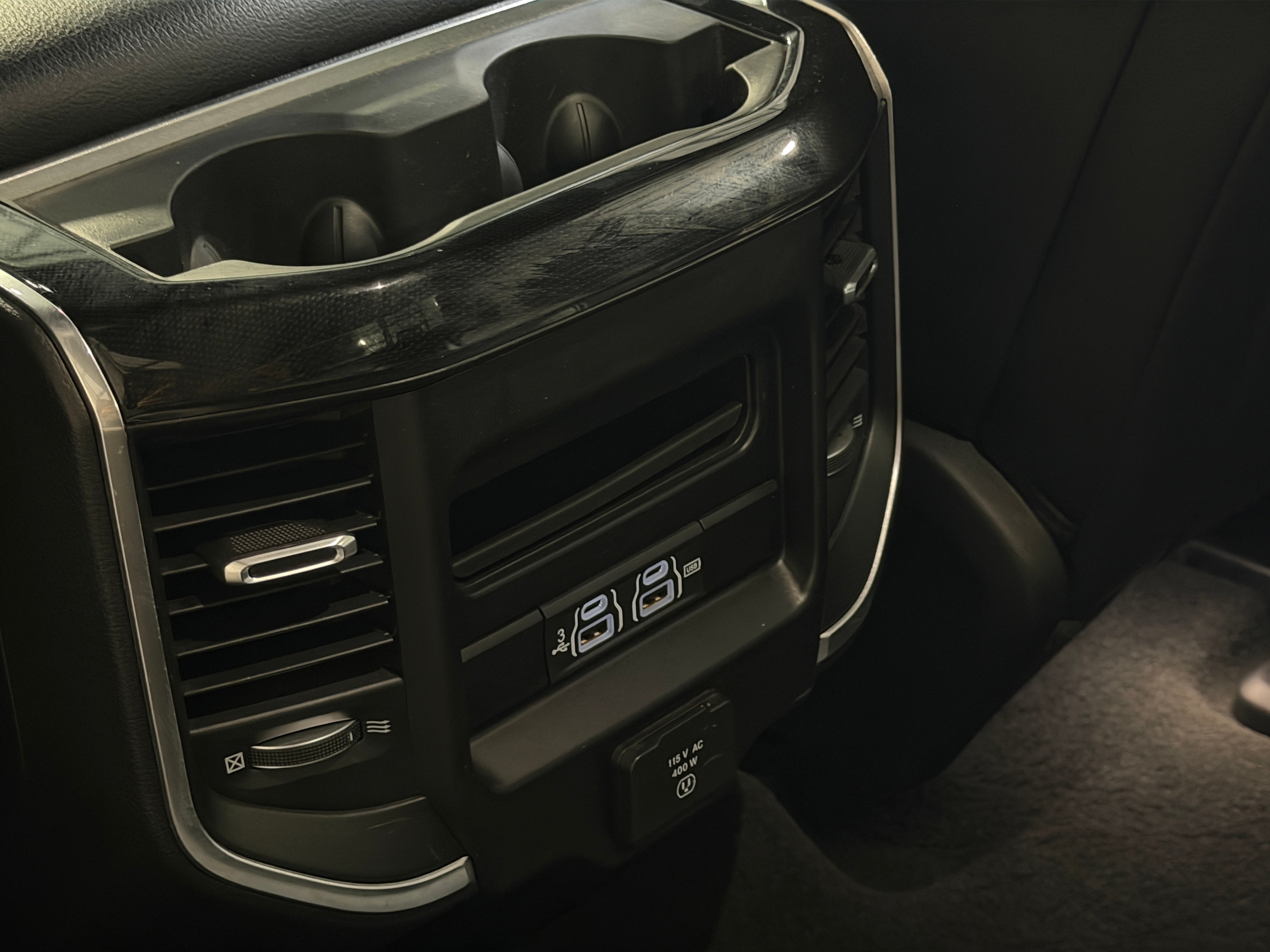 2020 RAM Ram 1500 Pickup Laramie - Photo 9