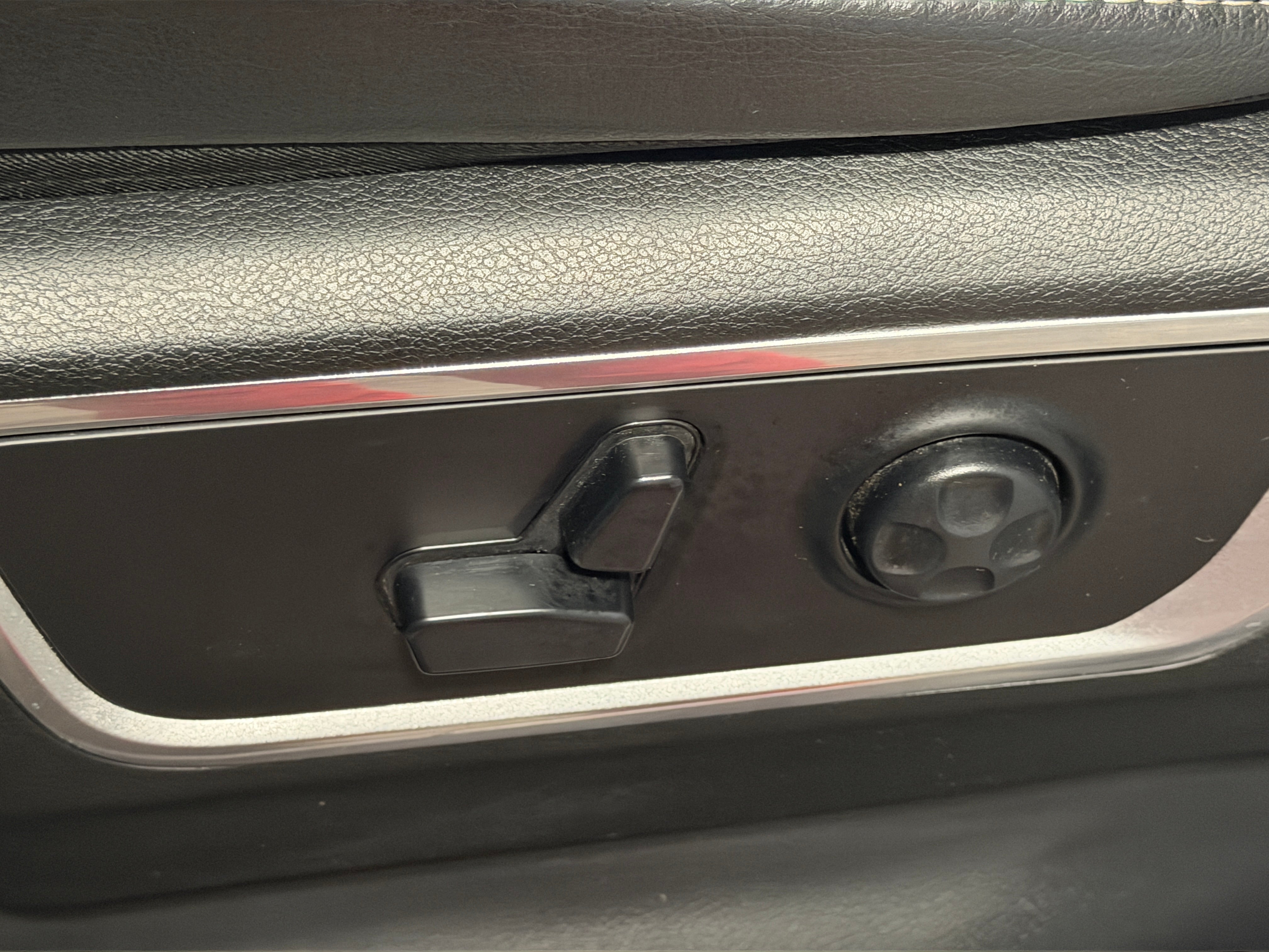 2020 RAM Ram 1500 Pickup Laramie - Photo 19