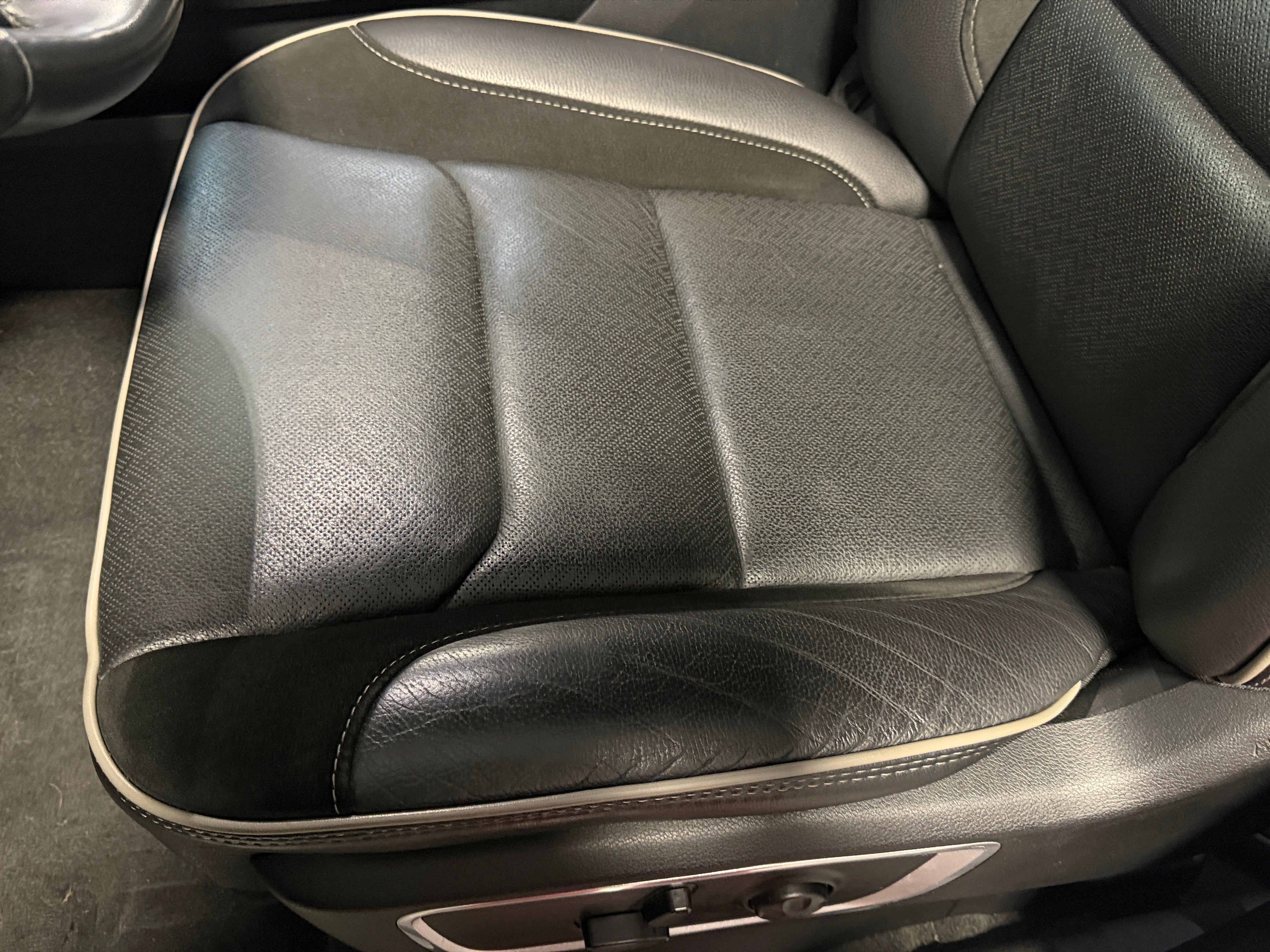 2020 RAM Ram 1500 Pickup Laramie - Photo 24