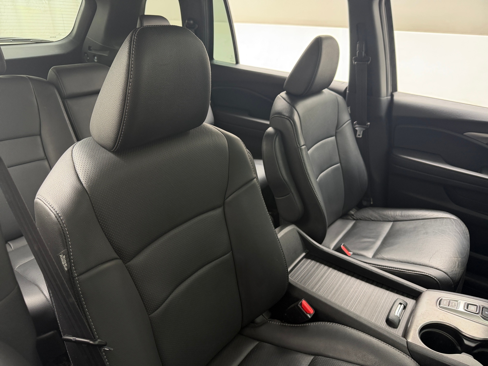Thumbnail: 2022 Honda Passport - 2