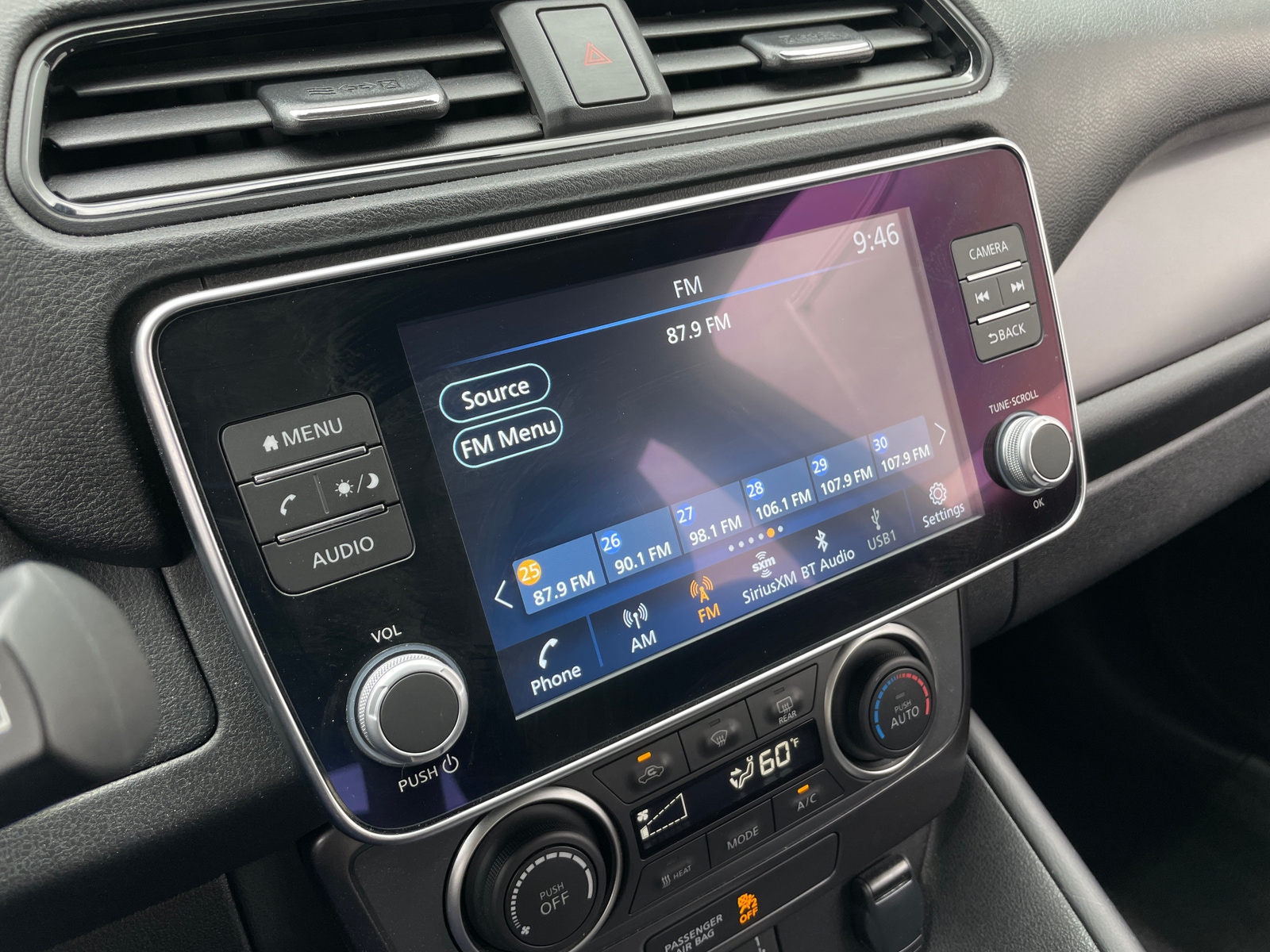 Thumbnail: 2025 Nissan Leaf - 4