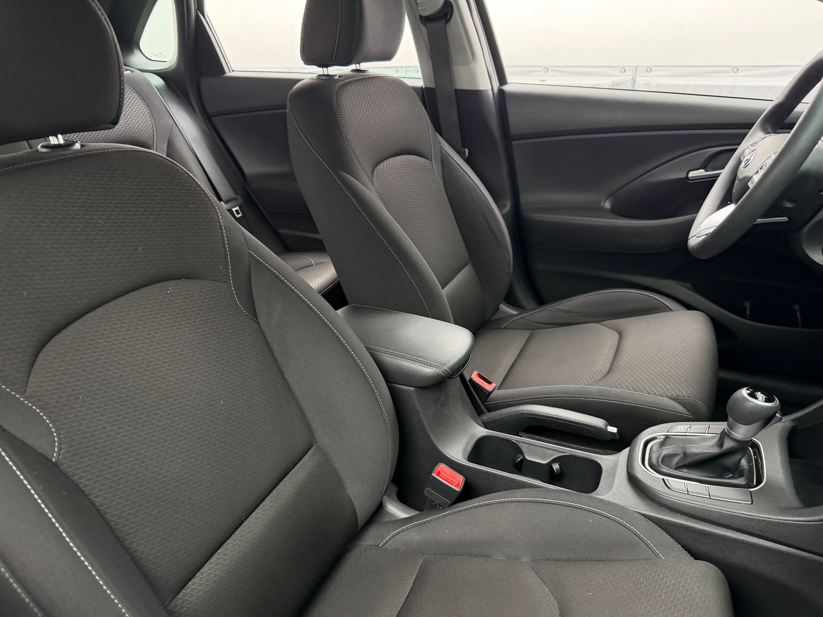 Thumbnail: 2018 Hyundai Elantra - 2