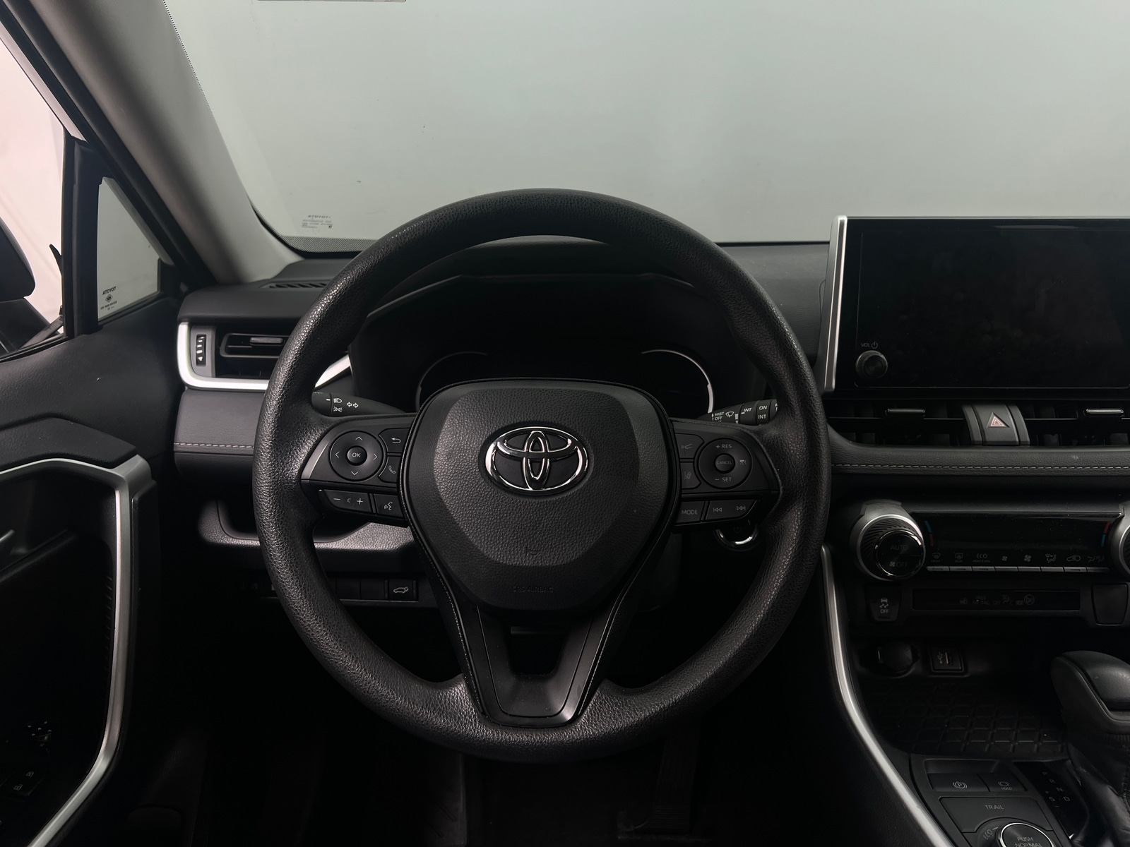 Thumbnail: 2023 Toyota RAV4 - 5