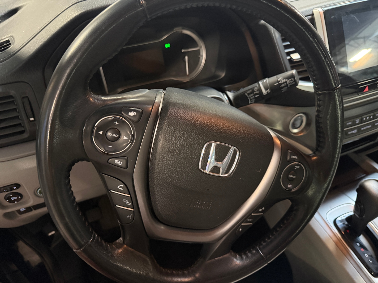 Thumbnail: 2016 Honda Pilot - 4
