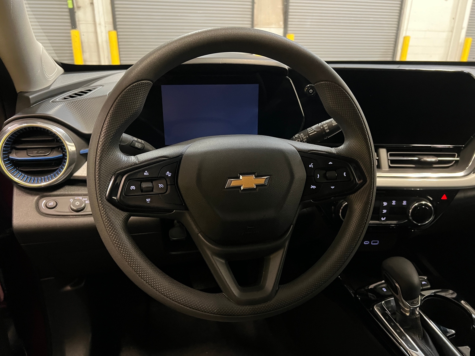 Thumbnail: 2025 Chevrolet Trax - 4