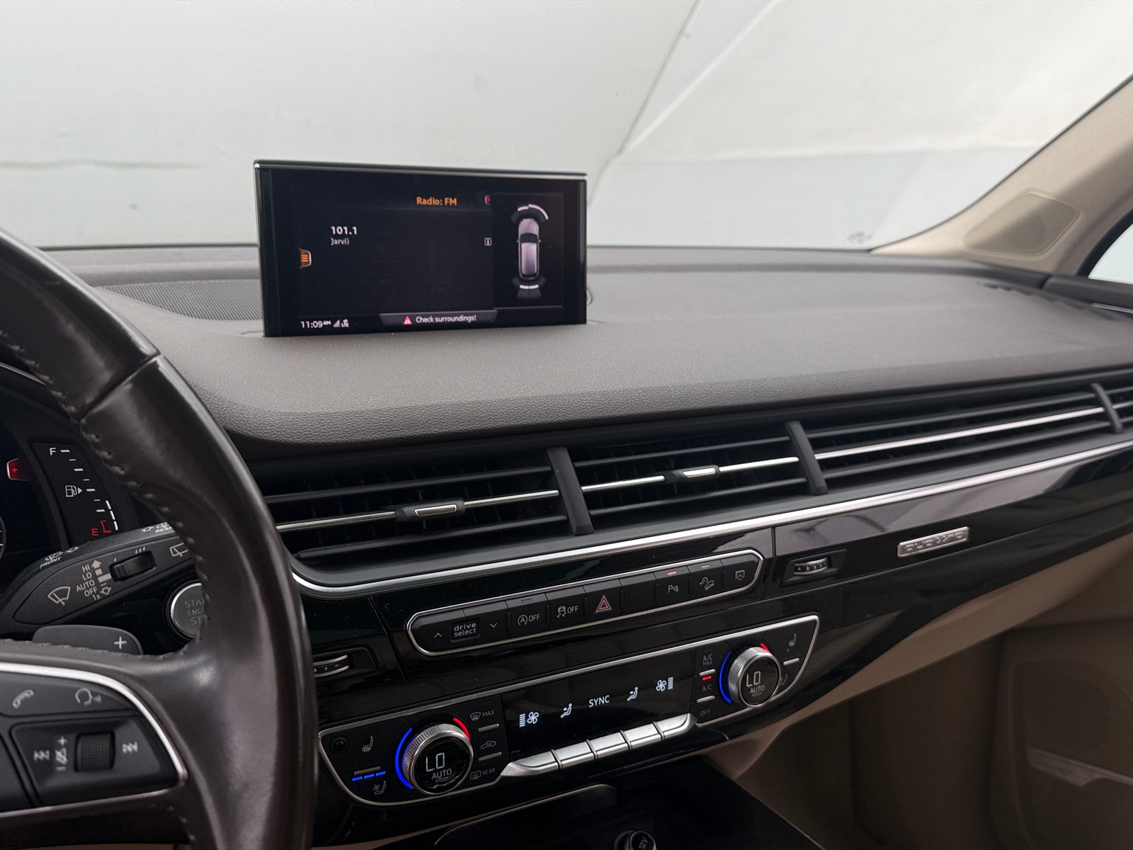 Thumbnail: 2019 Audi Q7 - 3