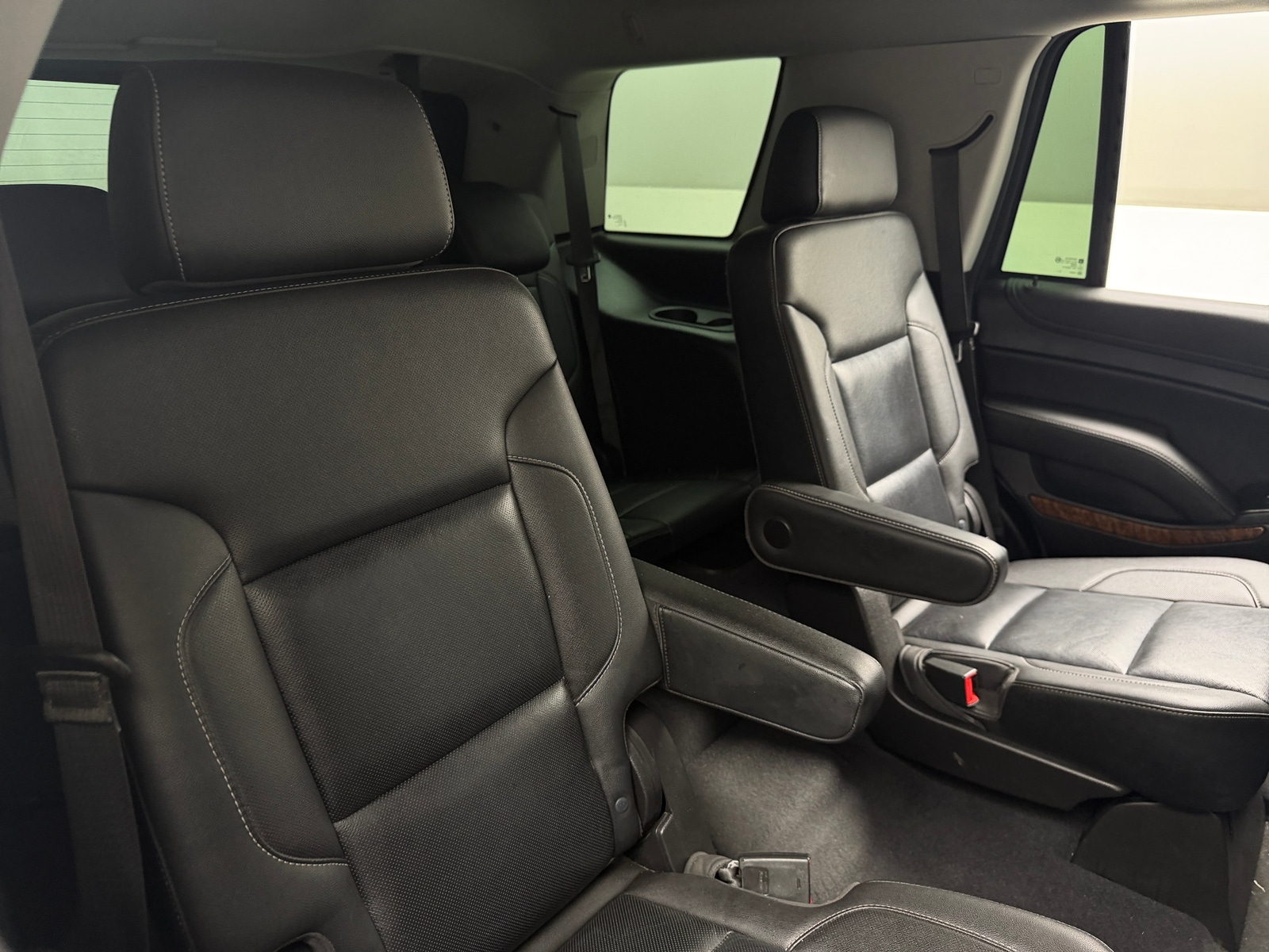 Thumbnail: 2019 Chevrolet Tahoe - 5