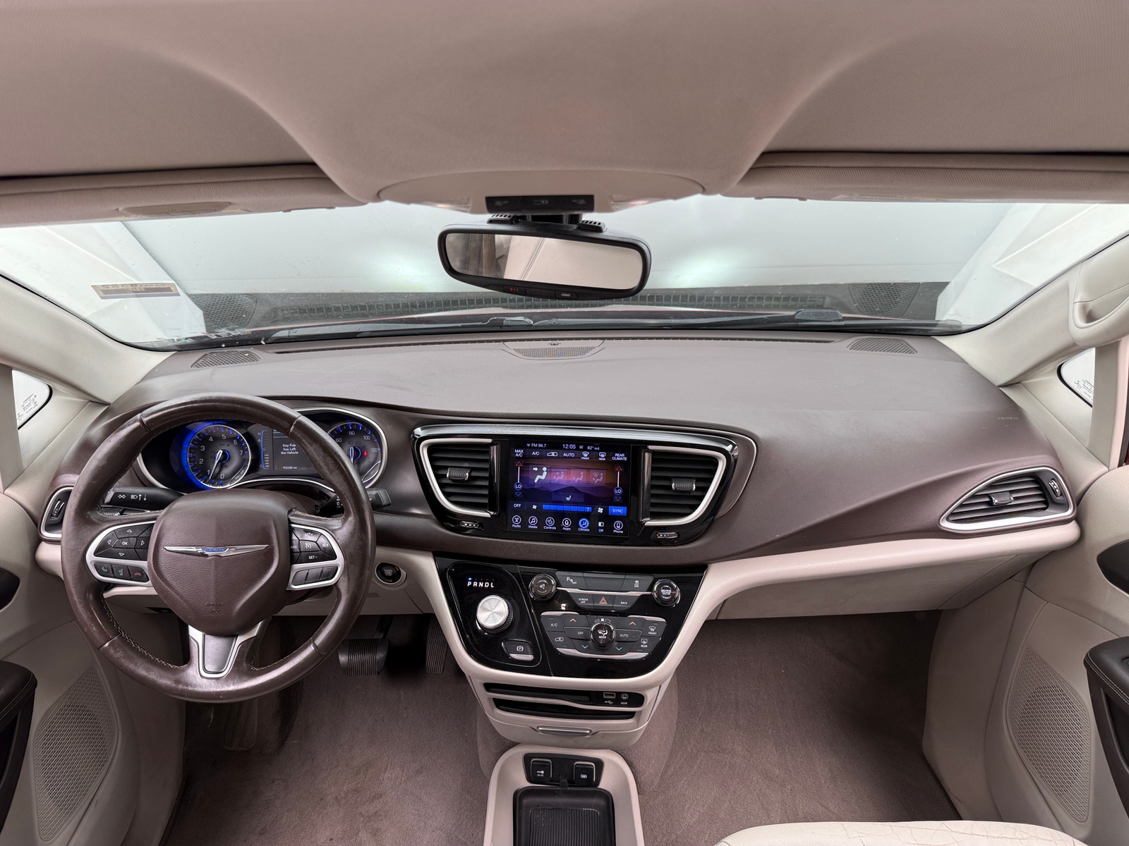 Thumbnail: 2017 Chrysler Pacifica - 2