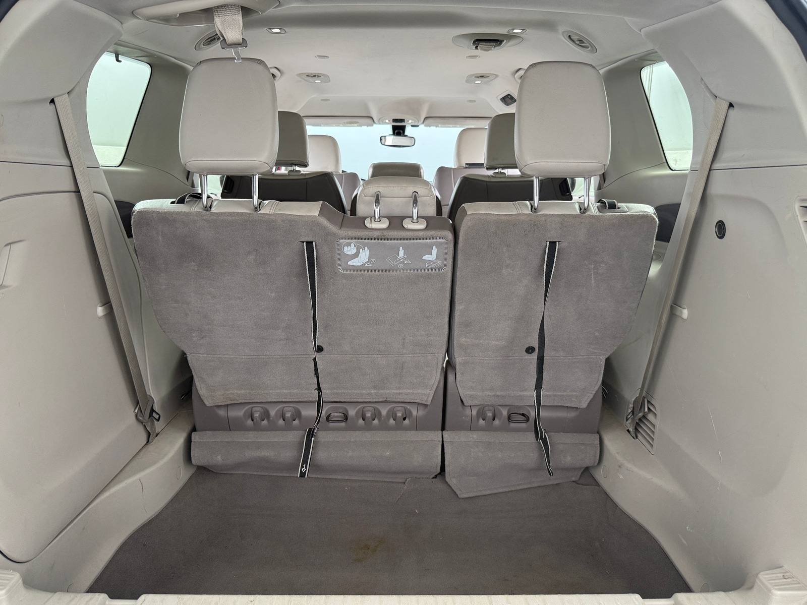 Thumbnail: 2017 Chrysler Pacifica - 6