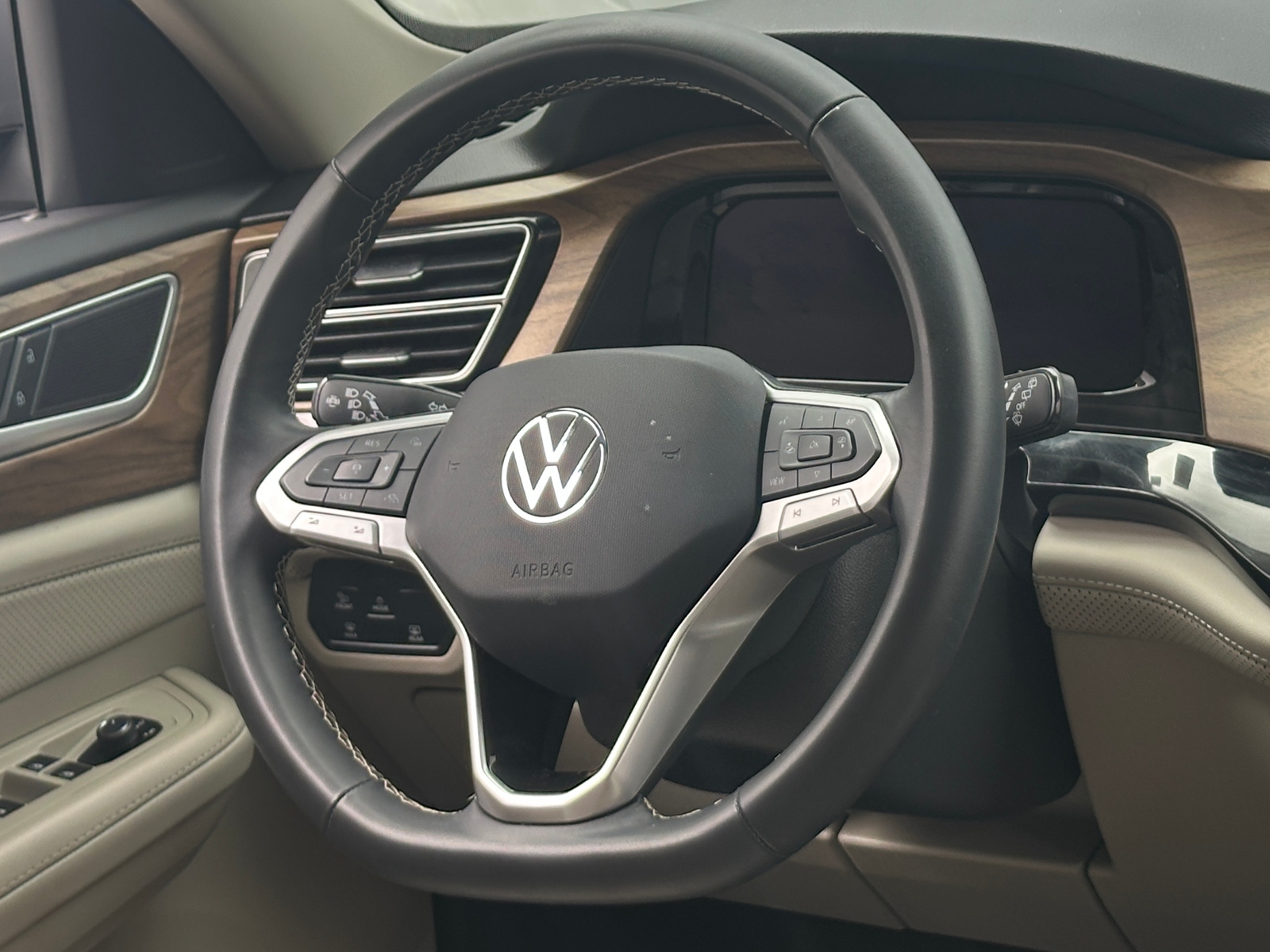Thumbnail: 2026 Volkswagen Atlas - 5