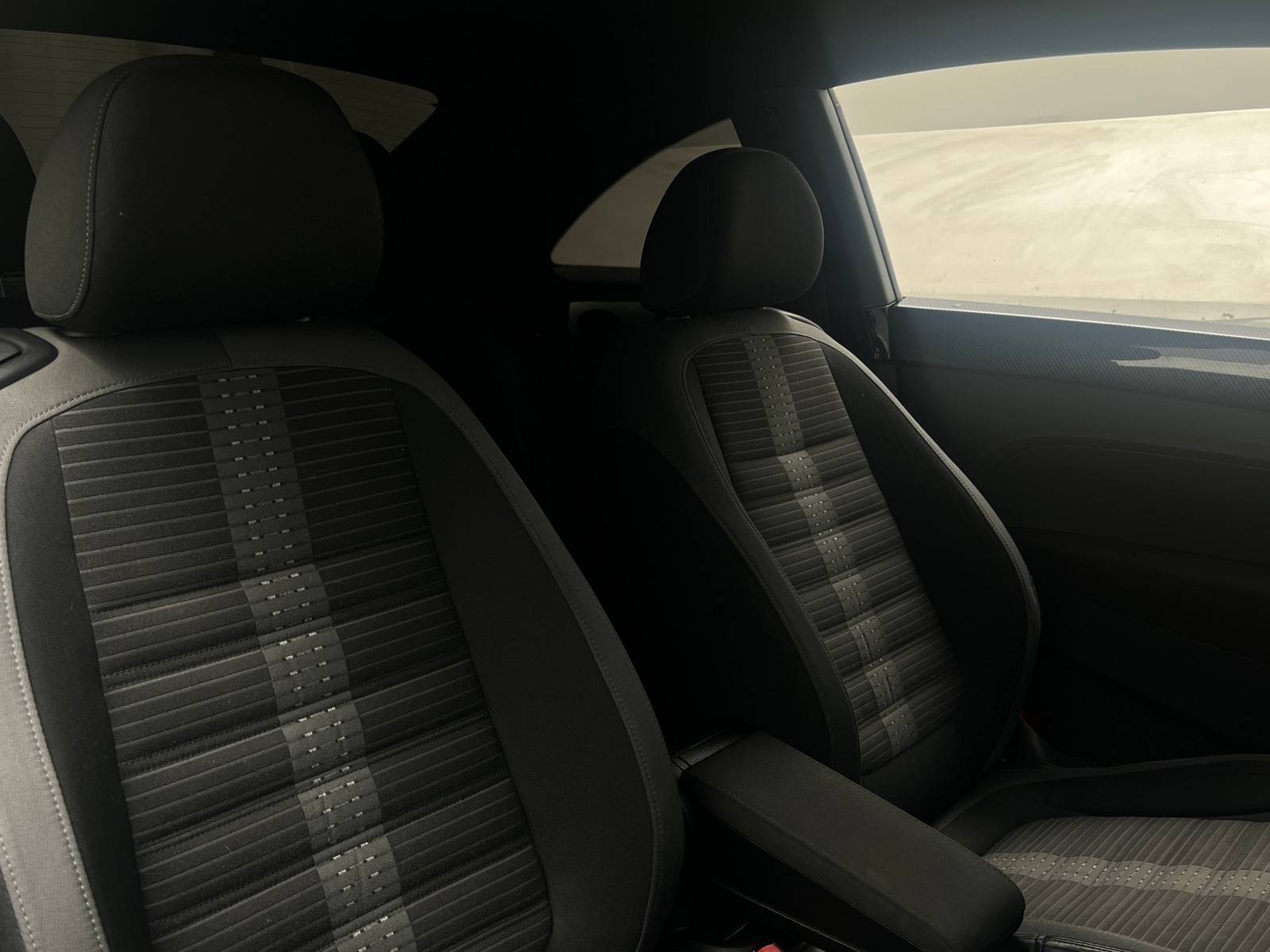 Thumbnail: 2013 Volkswagen Beetle - 2