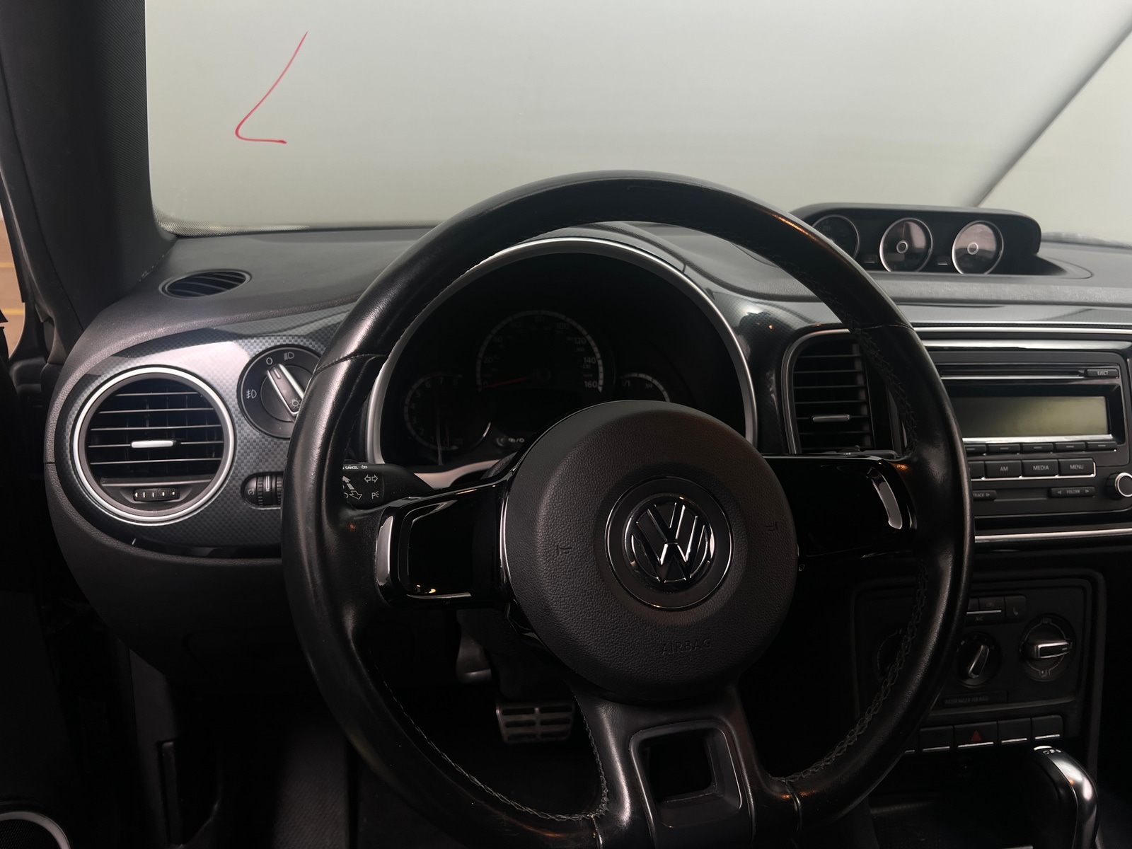 Thumbnail: 2013 Volkswagen Beetle - 5