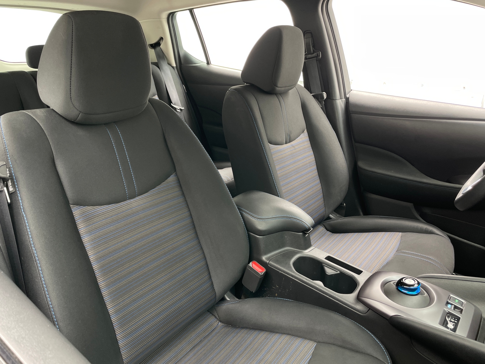 Thumbnail: 2025 Nissan Leaf - 2