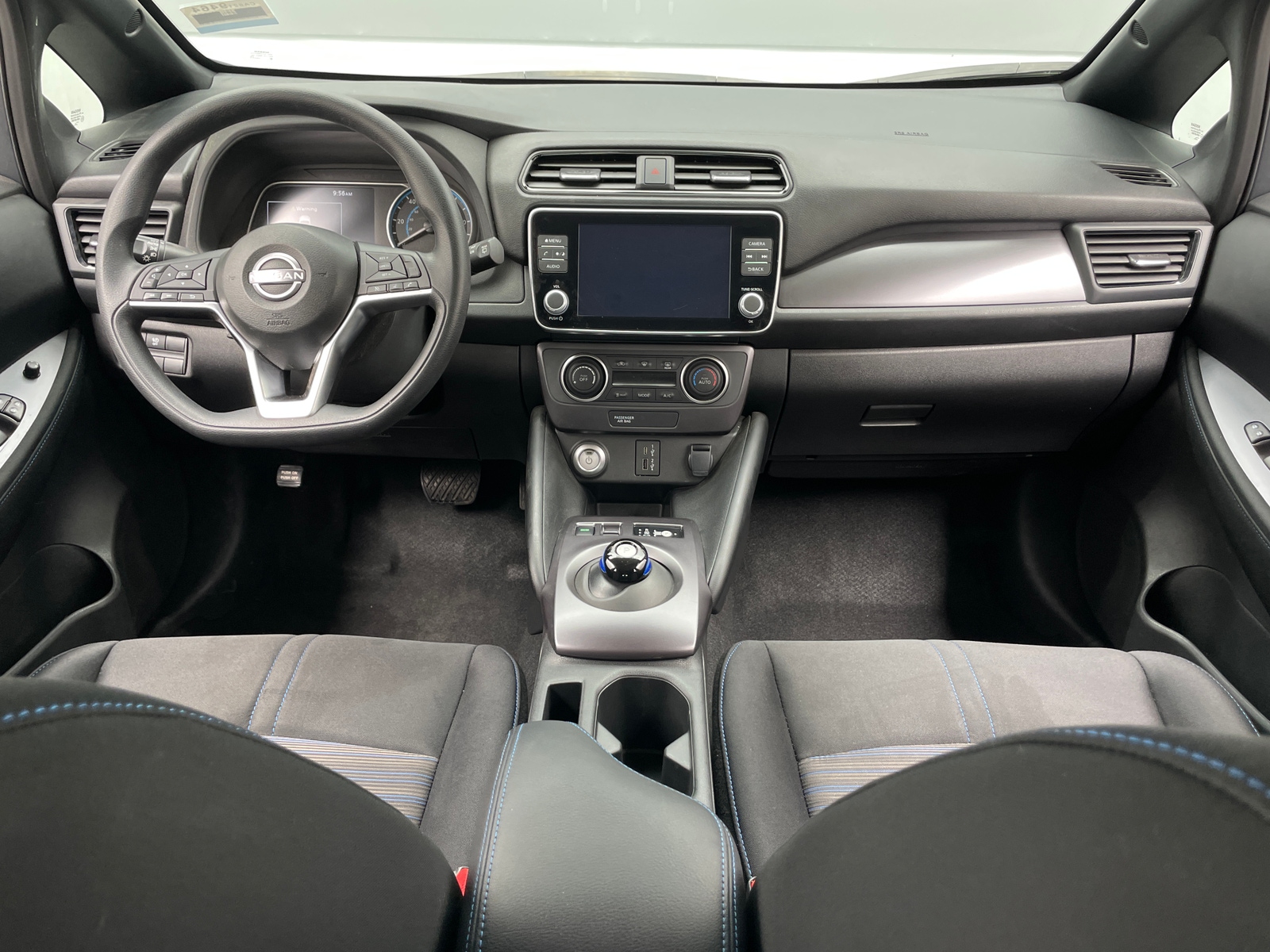 Thumbnail: 2025 Nissan Leaf - 3