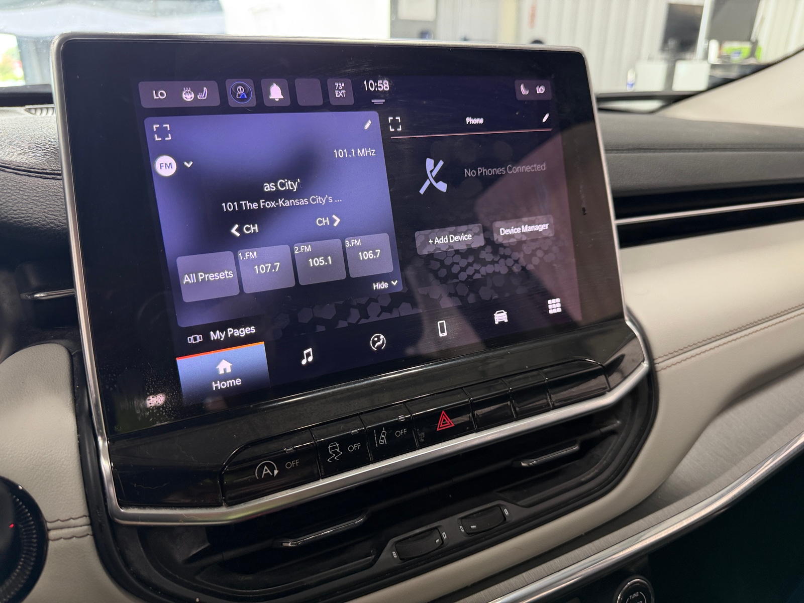 Thumbnail: 2022 Jeep Compass - 3