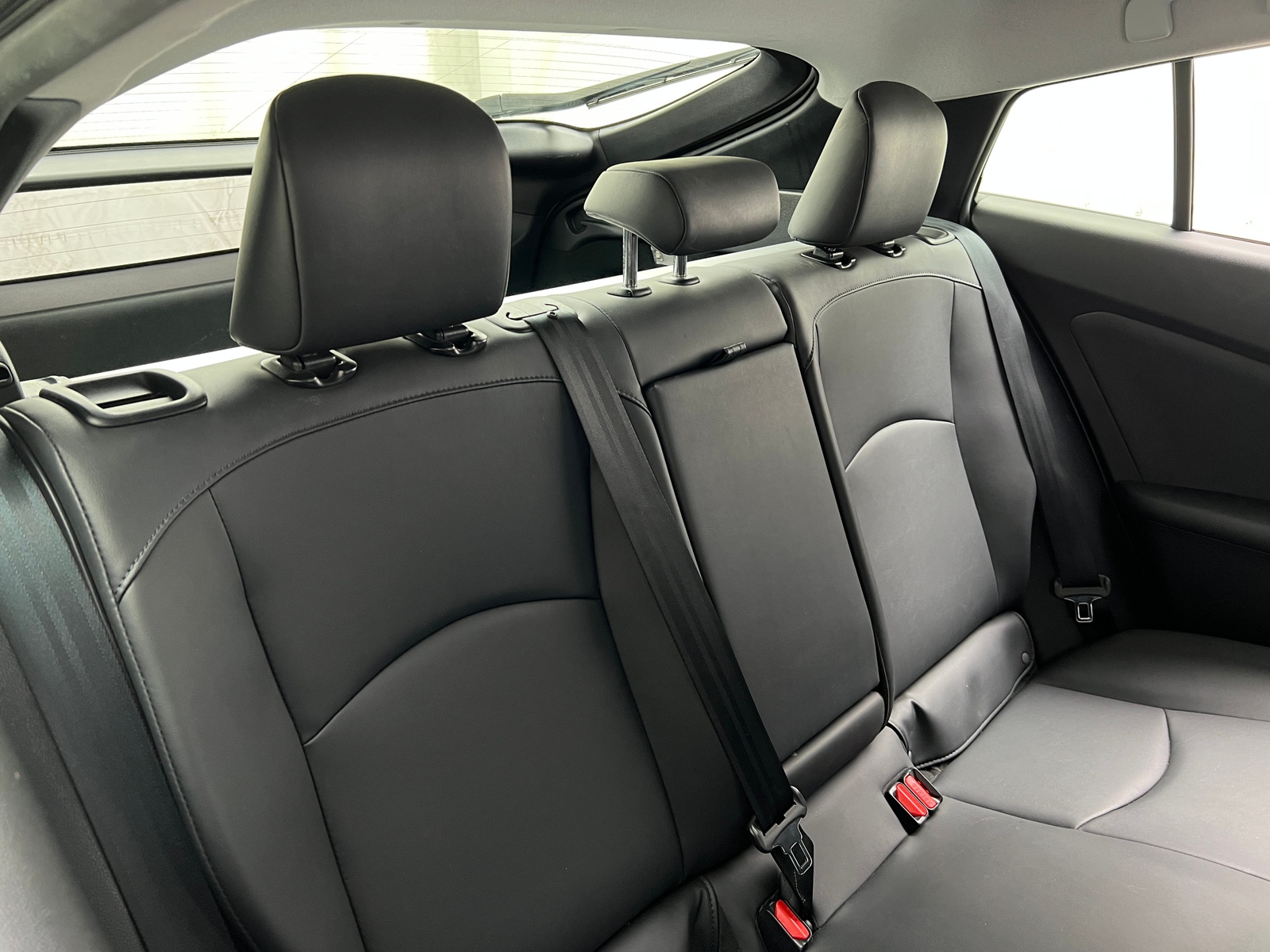 Thumbnail: 2016 Toyota Prius - 5