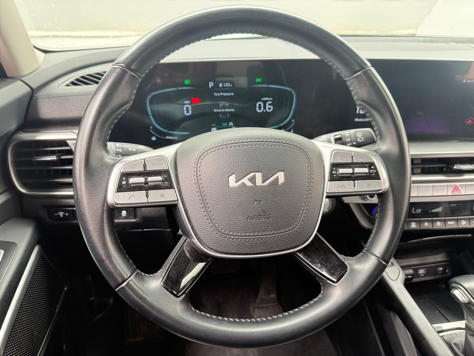 Thumbnail: 2025 Kia Telluride - 4