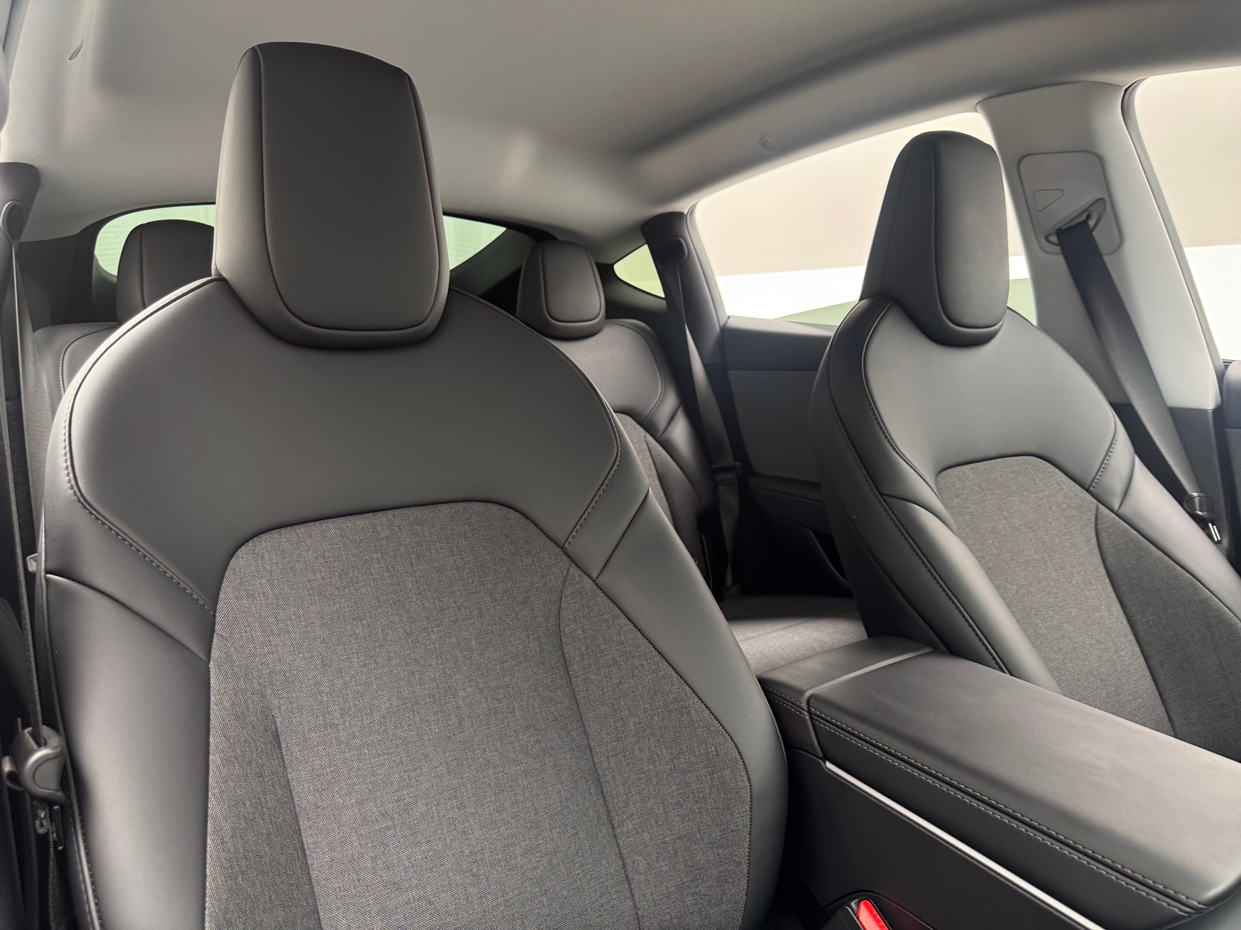 2026 Tesla Model Y Standard